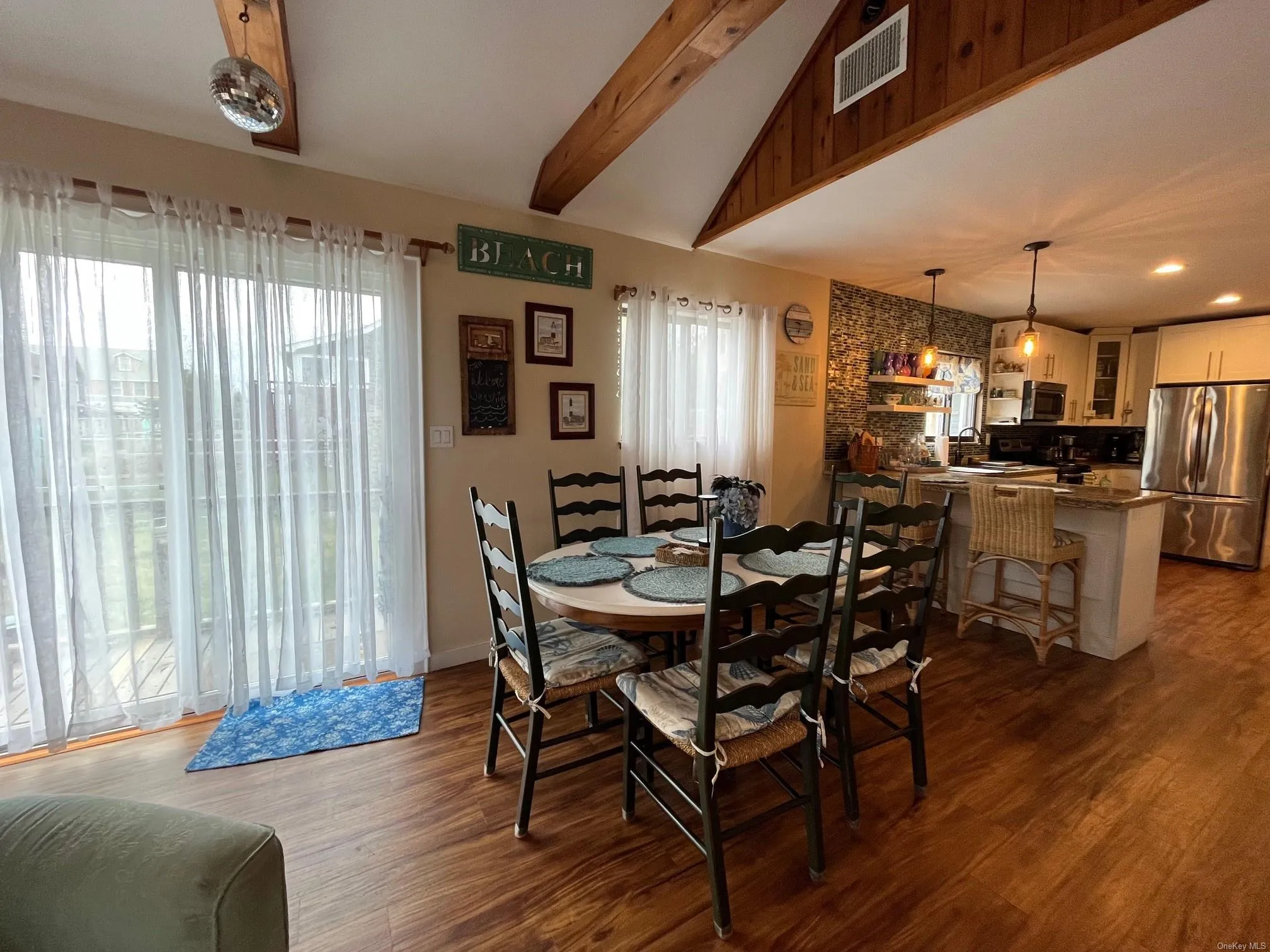 142 Bungalow, Islip, NY, 3 Bedrooms Bedrooms, 7 Rooms Rooms,2 BathroomsBathrooms,Residential Lease,For Rent,Bungalow,0,L3350680 142 Bungalow, Islip, NY, 3 Bedrooms Bedrooms, 7 Rooms Rooms,2 BathroomsBathrooms,Residential Lease,For Rent,Bungalow,0,L3350680