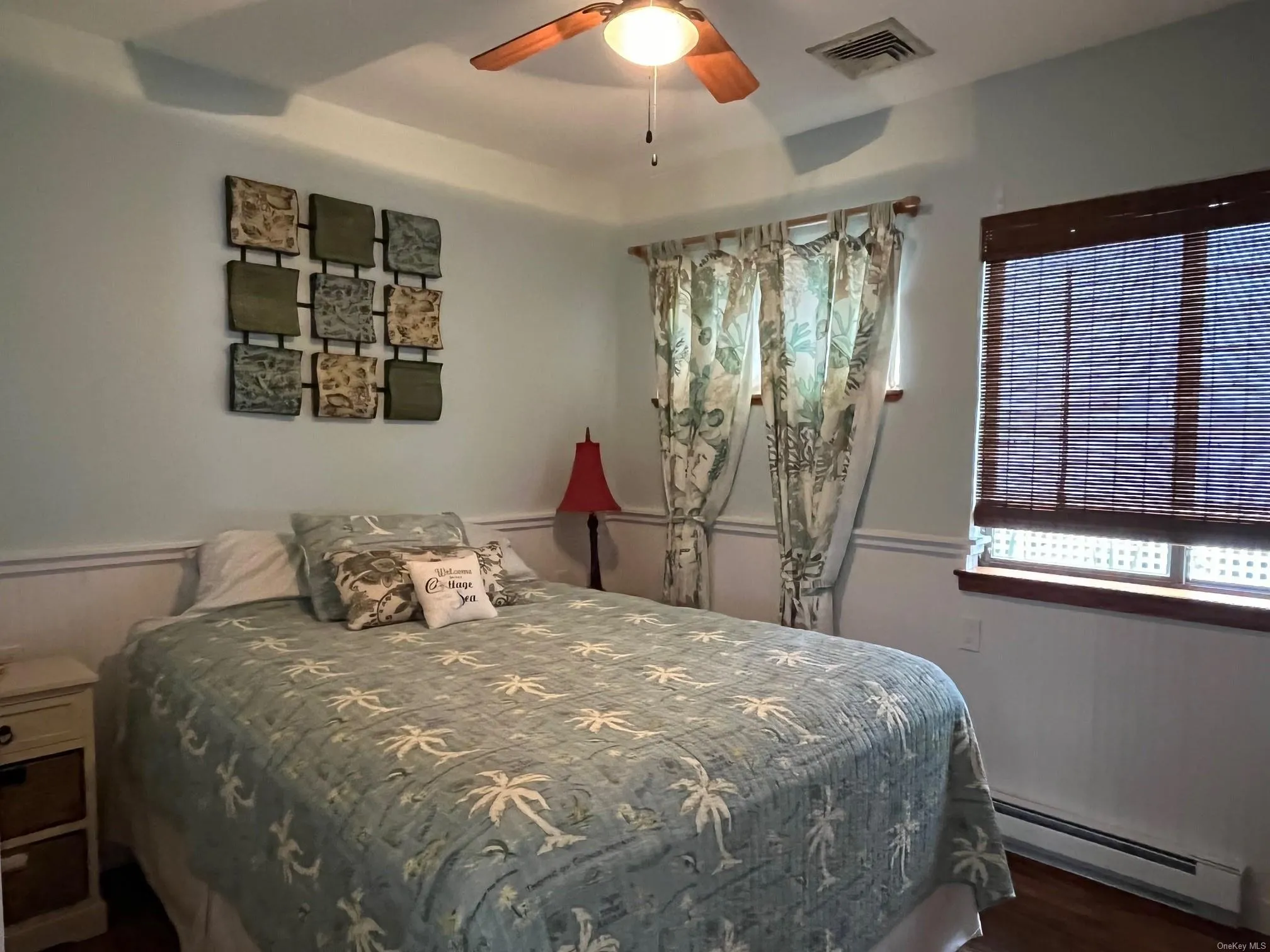 142 Bungalow, Islip, NY, 3 Bedrooms Bedrooms, 7 Rooms Rooms,2 BathroomsBathrooms,Residential Lease,For Rent,Bungalow,0,L3350680 142 Bungalow, Islip, NY, 3 Bedrooms Bedrooms, 7 Rooms Rooms,2 BathroomsBathrooms,Residential Lease,For Rent,Bungalow,0,L3350680