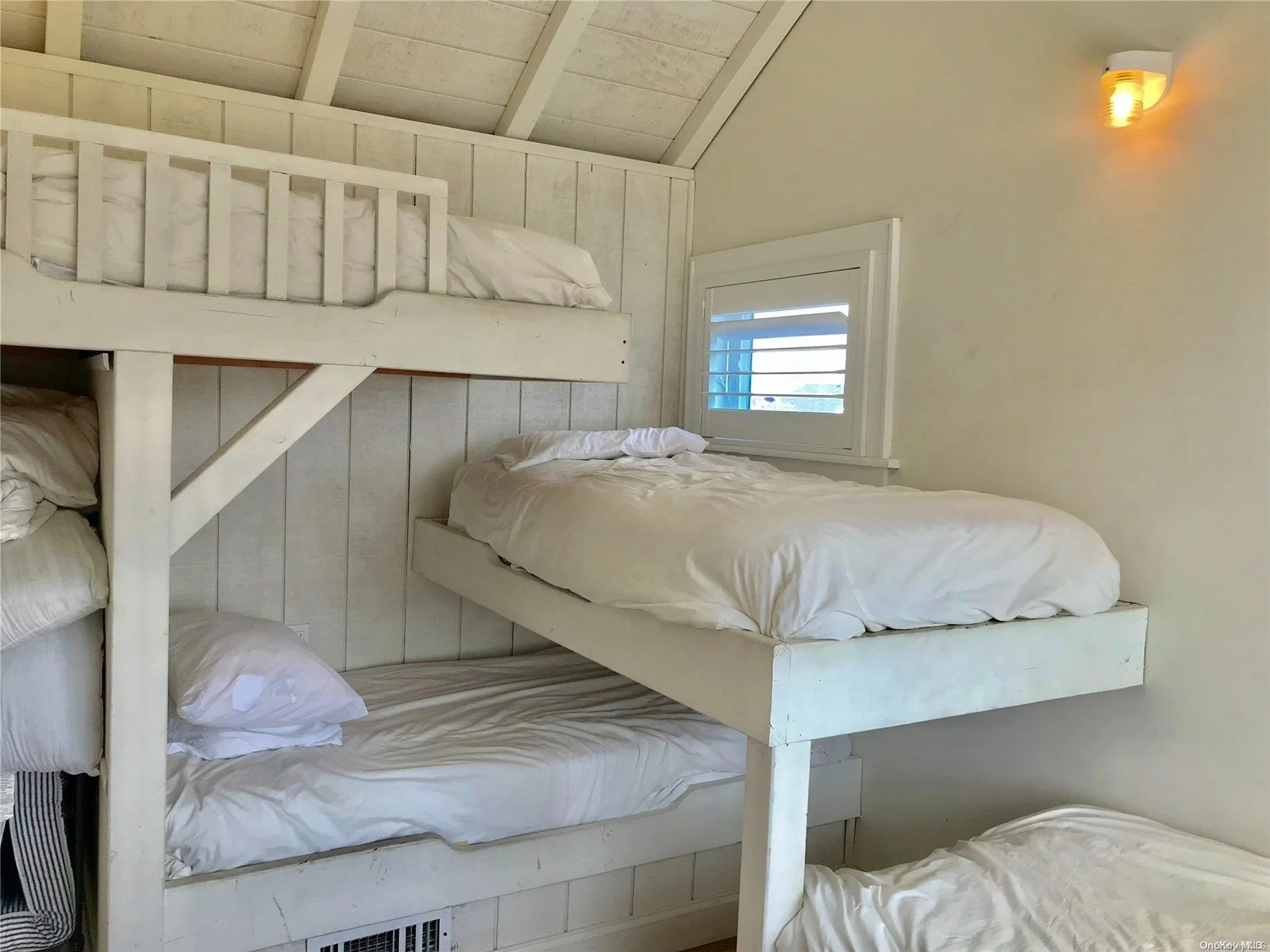 342 Dehnhoff Walk, Islip, NY, 4 Bedrooms Bedrooms, 8 Rooms Rooms,2 BathroomsBathrooms,Residential Lease,Idx,Dehnhoff,0,L3350726 342 Dehnhoff Walk, Islip, NY, 4 Bedrooms Bedrooms, 8 Rooms Rooms,2 BathroomsBathrooms,Residential Lease,Idx,Dehnhoff,0,L3350726