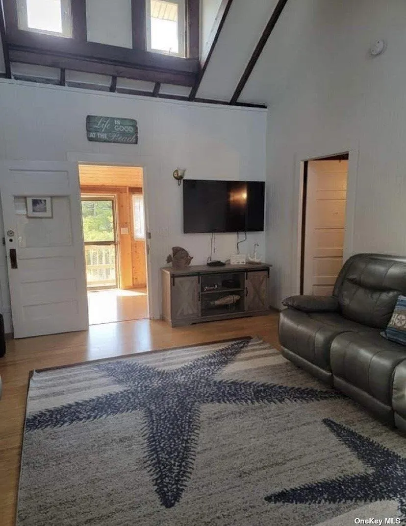 921 Evergreen Walk, Islip, NY, 5 Bedroom Bedrooms, 8 Room Rooms,2 BathroomBathrooms,Residential Lease,For Rent,Evergreen,0,L3351853 921 Evergreen Walk, Islip, NY, 5 Bedroom Bedrooms, 8 Room Rooms,2 BathroomBathrooms,Residential Lease,For Rent,Evergreen,0,L3351853