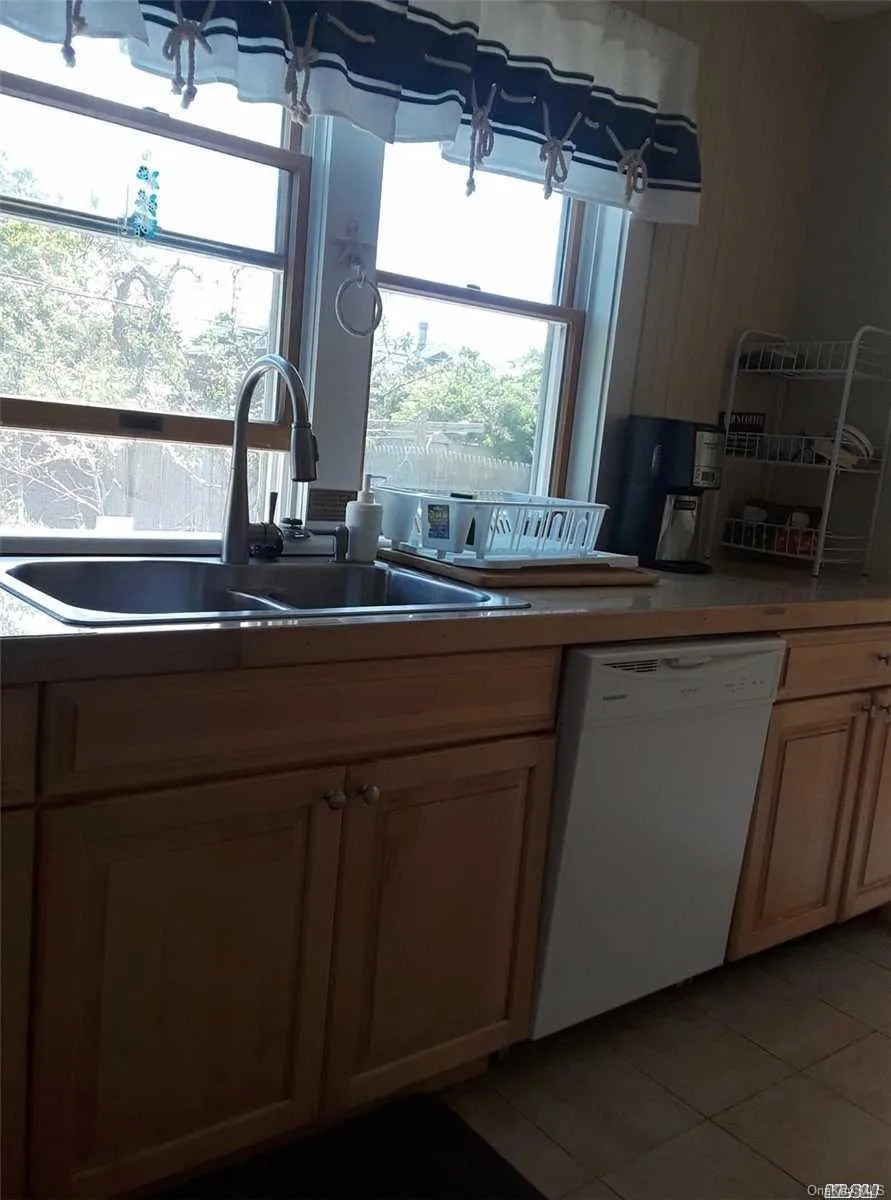 49 Surf, Islip, NY, 4 Bedrooms Bedrooms, 9 Rooms Rooms,3 BathroomsBathrooms,Residential Lease,For Rent,Surf,0,L3353820 49 Surf, Islip, NY, 4 Bedrooms Bedrooms, 9 Rooms Rooms,3 BathroomsBathrooms,Residential Lease,For Rent,Surf,0,L3353820