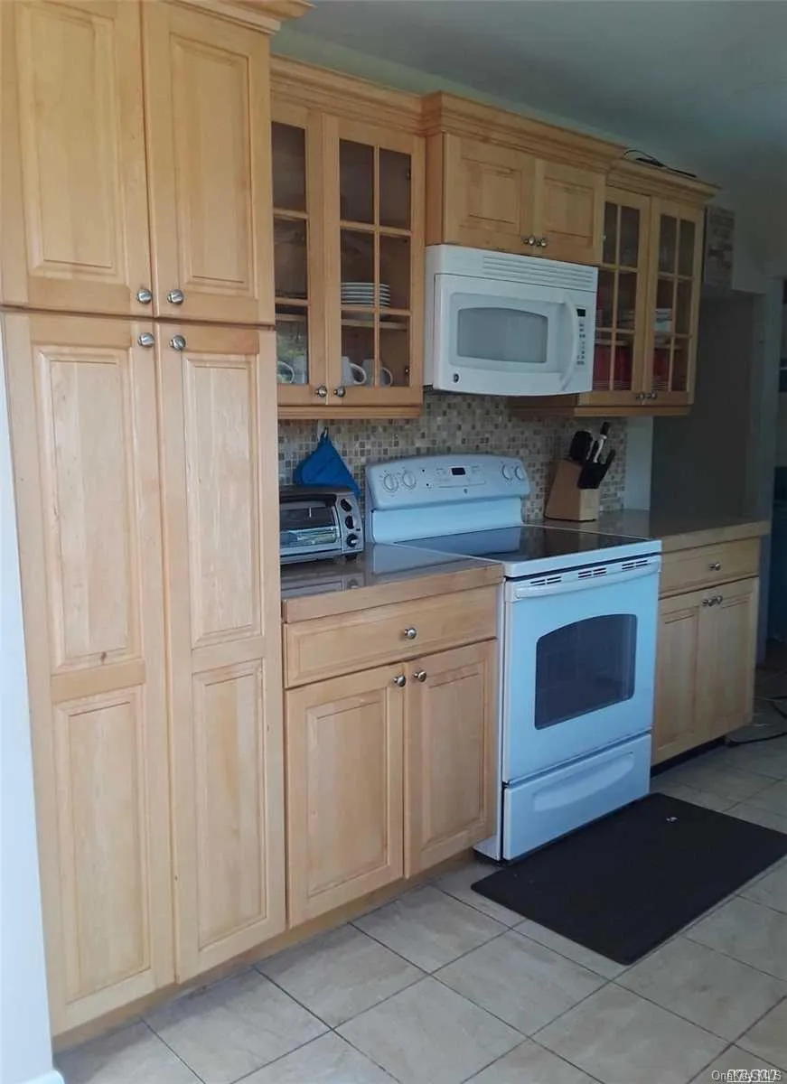 49 Surf, Islip, NY, 4 Bedrooms Bedrooms, 9 Rooms Rooms,3 BathroomsBathrooms,Residential Lease,For Rent,Surf,0,L3353820 49 Surf, Islip, NY, 4 Bedrooms Bedrooms, 9 Rooms Rooms,3 BathroomsBathrooms,Residential Lease,For Rent,Surf,0,L3353820