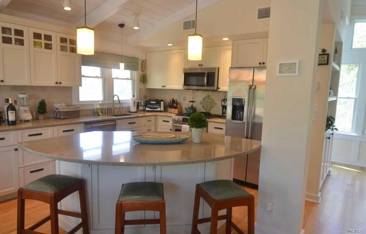 207 Wilmot Road, Islip, NY, 4 Bedroom Bedrooms, 7 Room Rooms,2 BathroomBathrooms,Residential Lease,For Rent,Wilmot,0,L3353831 207 Wilmot Road, Islip, NY, 4 Bedroom Bedrooms, 7 Room Rooms,2 BathroomBathrooms,Residential Lease,For Rent,Wilmot,0,L3353831