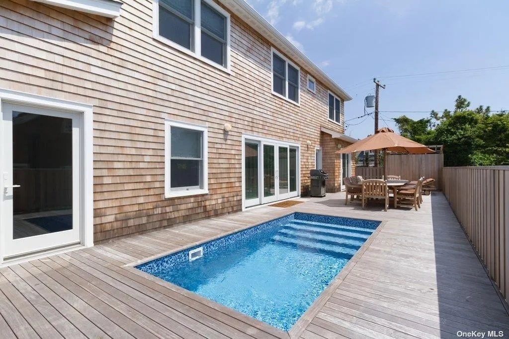 109 Bungalow Walk, Islip, NY, 4 Bedroom Bedrooms, 9 Room Rooms,2 BathroomBathrooms,Residential Lease,For Rent,Bungalow,0,L3354029 109 Bungalow Walk, Islip, NY, 4 Bedroom Bedrooms, 9 Room Rooms,2 BathroomBathrooms,Residential Lease,For Rent,Bungalow,0,L3354029