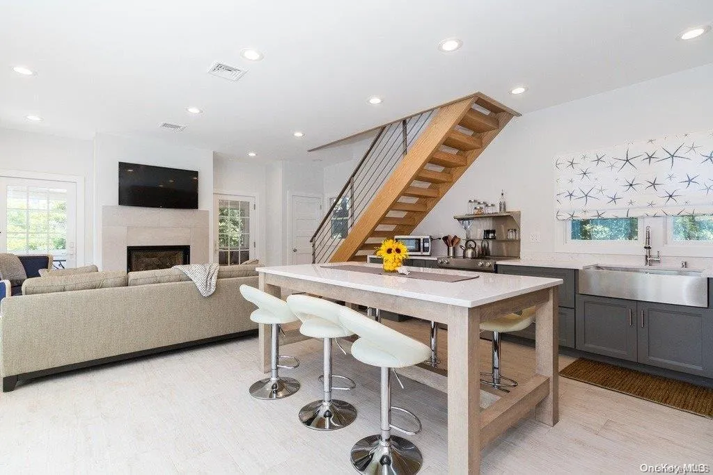 109 Bungalow Walk, Islip, NY, 4 Bedrooms Bedrooms, 9 Rooms Rooms,2 BathroomsBathrooms,Residential Lease,Idx,Bungalow,0,L3354029 109 Bungalow Walk, Islip, NY, 4 Bedrooms Bedrooms, 9 Rooms Rooms,2 BathroomsBathrooms,Residential Lease,Idx,Bungalow,0,L3354029