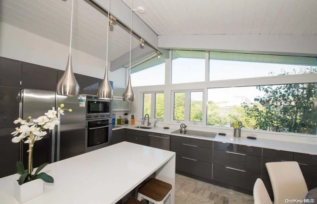 170 Clipper, Islip, NY, 4 Bedrooms Bedrooms, 8 Rooms Rooms,2 BathroomsBathrooms,Residential Lease,Idx,Clipper,0,L3365925 170 Clipper, Islip, NY, 4 Bedrooms Bedrooms, 8 Rooms Rooms,2 BathroomsBathrooms,Residential Lease,Idx,Clipper,0,L3365925