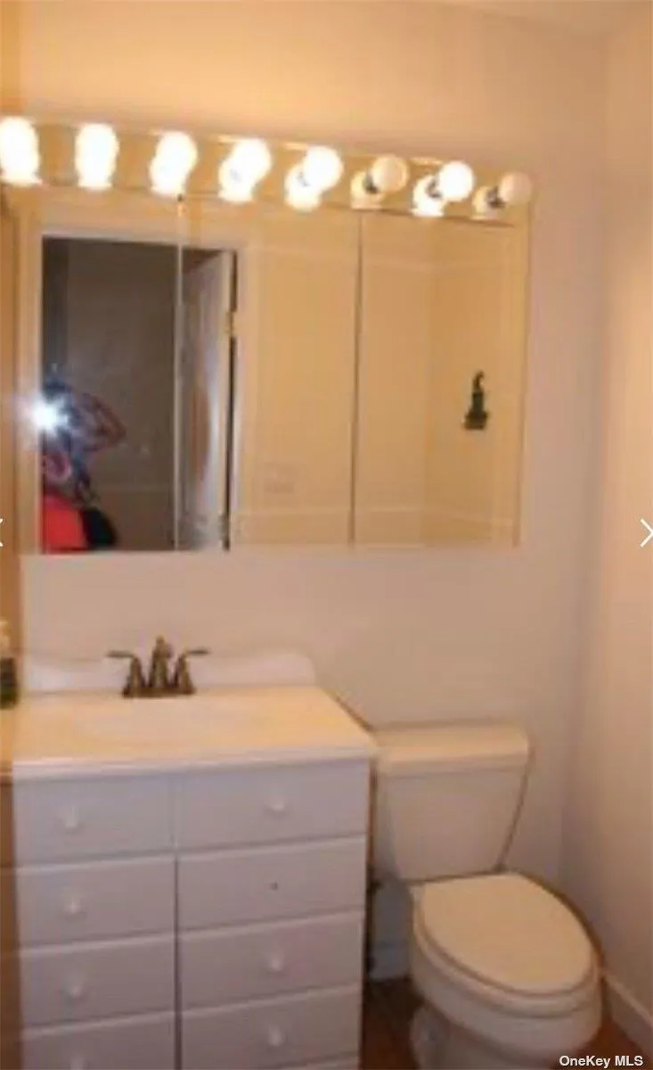 201 Cottage Walk, Islip, NY, 5 Bedrooms Bedrooms, 8 Rooms Rooms,2 BathroomsBathrooms,Residential Lease,For Rent,Cottage,0,L3367643 201 Cottage Walk, Islip, NY, 5 Bedrooms Bedrooms, 8 Rooms Rooms,2 BathroomsBathrooms,Residential Lease,For Rent,Cottage,0,L3367643