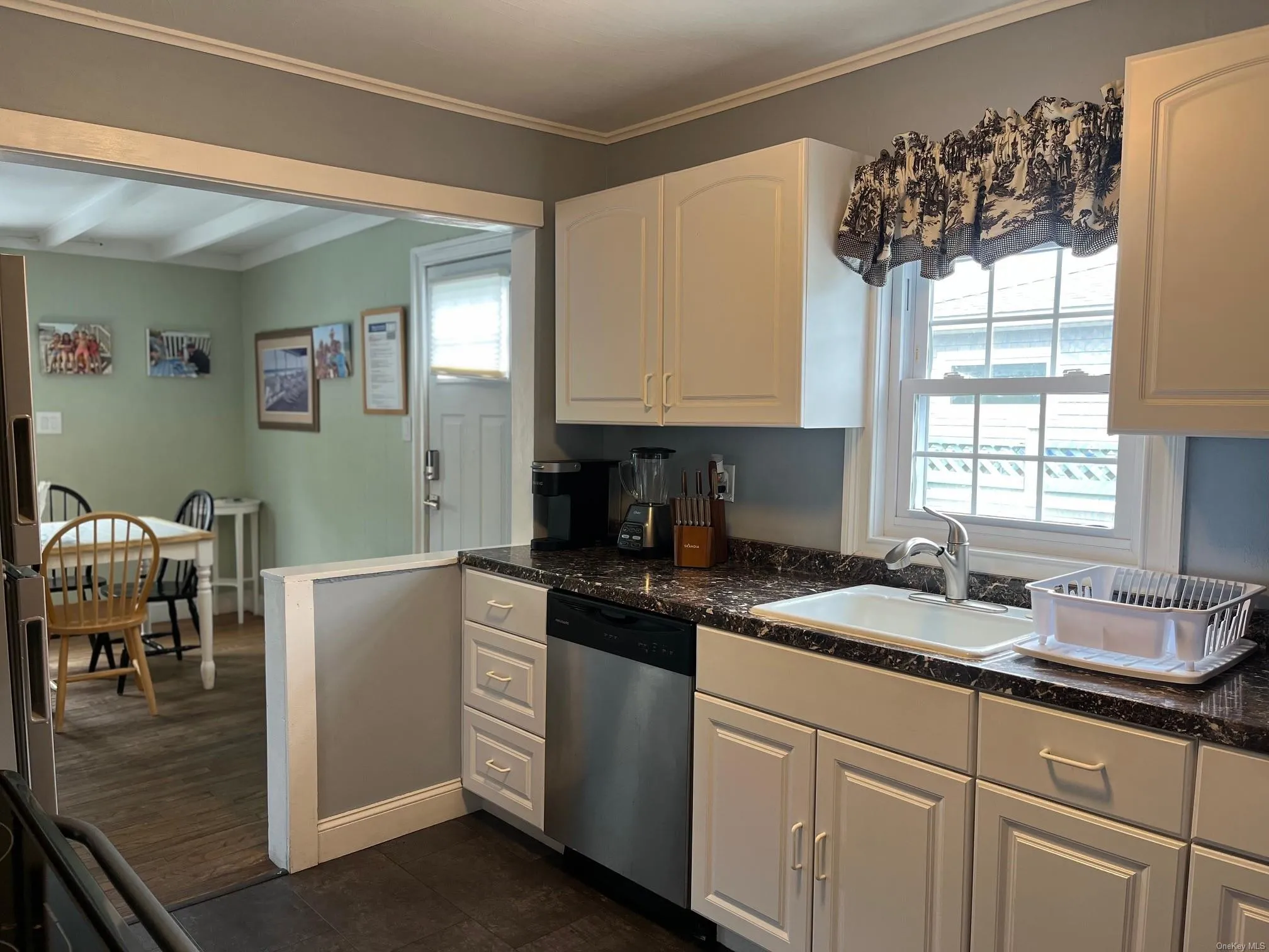 804 Evergreen Walk, Islip, NY, 4 Bedrooms Bedrooms, 7 Rooms Rooms,1 BathroomBathrooms,Residential Lease,Idx,Evergreen,0,L3367679 804 Evergreen Walk, Islip, NY, 4 Bedrooms Bedrooms, 7 Rooms Rooms,1 BathroomBathrooms,Residential Lease,Idx,Evergreen,0,L3367679