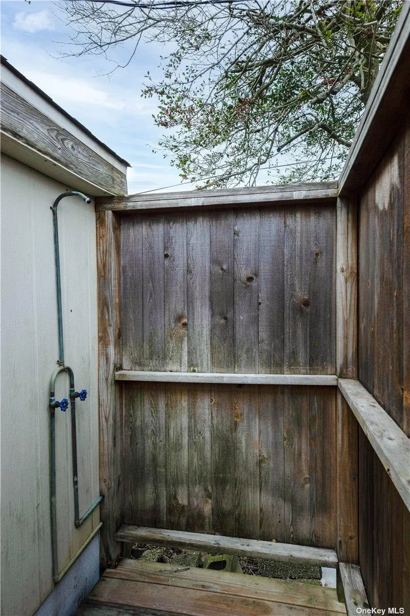 20 Ocean Road, Islip, NY, 4 Bedrooms Bedrooms, 5 Rooms Rooms,2 BathroomsBathrooms,Residential Lease,Idx,Ocean,0,L3373343 20 Ocean Road, Islip, NY, 4 Bedrooms Bedrooms, 5 Rooms Rooms,2 BathroomsBathrooms,Residential Lease,Idx,Ocean,0,L3373343