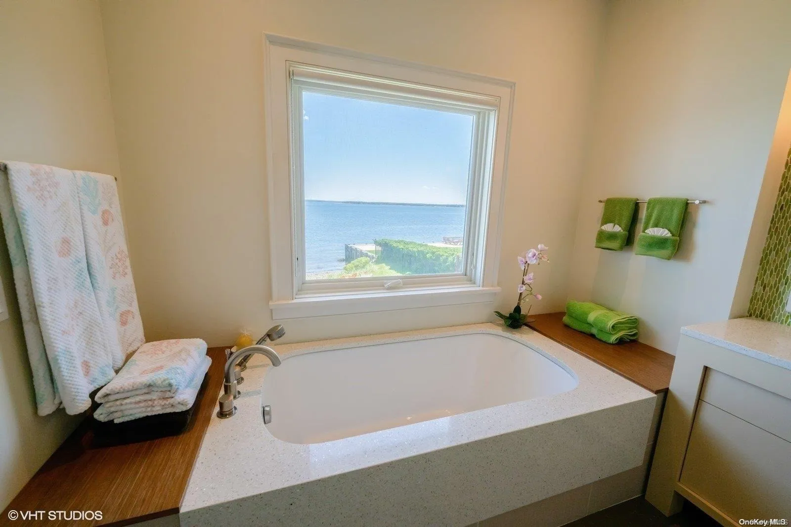 950 Blue Marlin Drive, Southold, NY, 4 Bedrooms Bedrooms, 10 Rooms Rooms,4 BathroomsBathrooms,Residential Lease,For Rent,Blue Marlin,0,L3376195 950 Blue Marlin Drive, Southold, NY, 4 Bedrooms Bedrooms, 10 Rooms Rooms,4 BathroomsBathrooms,Residential Lease,For Rent,Blue Marlin,0,L3376195