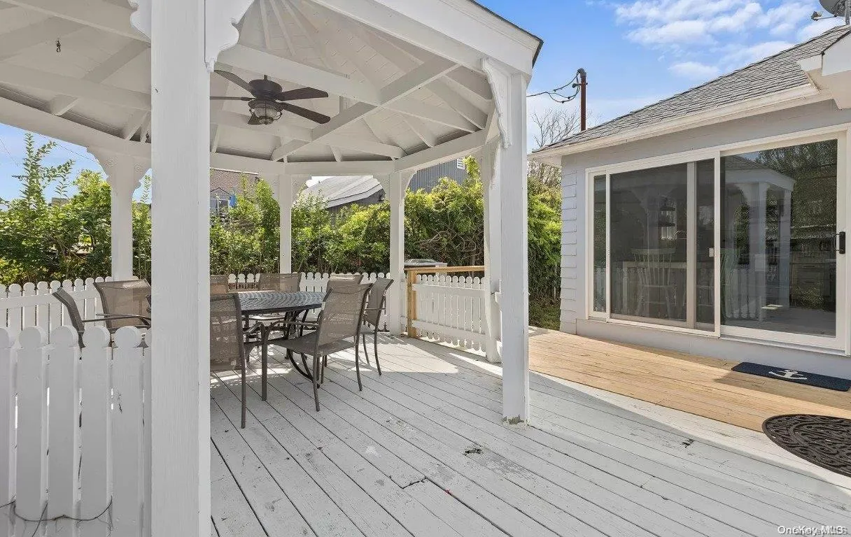 603 Bayberry Walk, Islip, NY, 4 Bedrooms Bedrooms, 6 Rooms Rooms,2 BathroomsBathrooms,Residential Lease,For Rent,Bayberry,0,L3376734 603 Bayberry Walk, Islip, NY, 4 Bedrooms Bedrooms, 6 Rooms Rooms,2 BathroomsBathrooms,Residential Lease,For Rent,Bayberry,0,L3376734