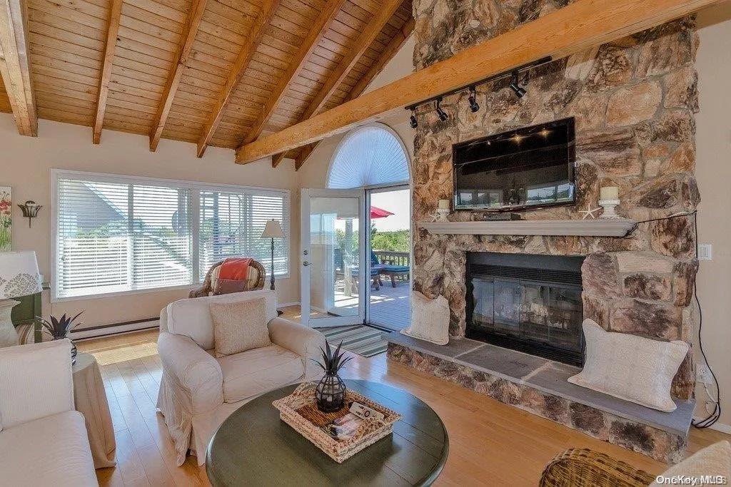 12 Sea Breeze Walk, Islip, NY, 4 Bedrooms Bedrooms, 7 Rooms Rooms,2 BathroomsBathrooms,Residential Lease,For Rent,Sea Breeze,0,L3376915 12 Sea Breeze Walk, Islip, NY, 4 Bedrooms Bedrooms, 7 Rooms Rooms,2 BathroomsBathrooms,Residential Lease,For Rent,Sea Breeze,0,L3376915