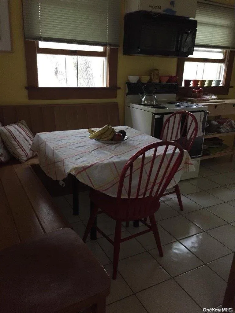 821 Evergreen, Islip, NY, 3 Bedrooms Bedrooms, 7 Rooms Rooms,2 BathroomsBathrooms,Residential Lease,For Rent,Evergreen,0,L3381075 821 Evergreen, Islip, NY, 3 Bedrooms Bedrooms, 7 Rooms Rooms,2 BathroomsBathrooms,Residential Lease,For Rent,Evergreen,0,L3381075