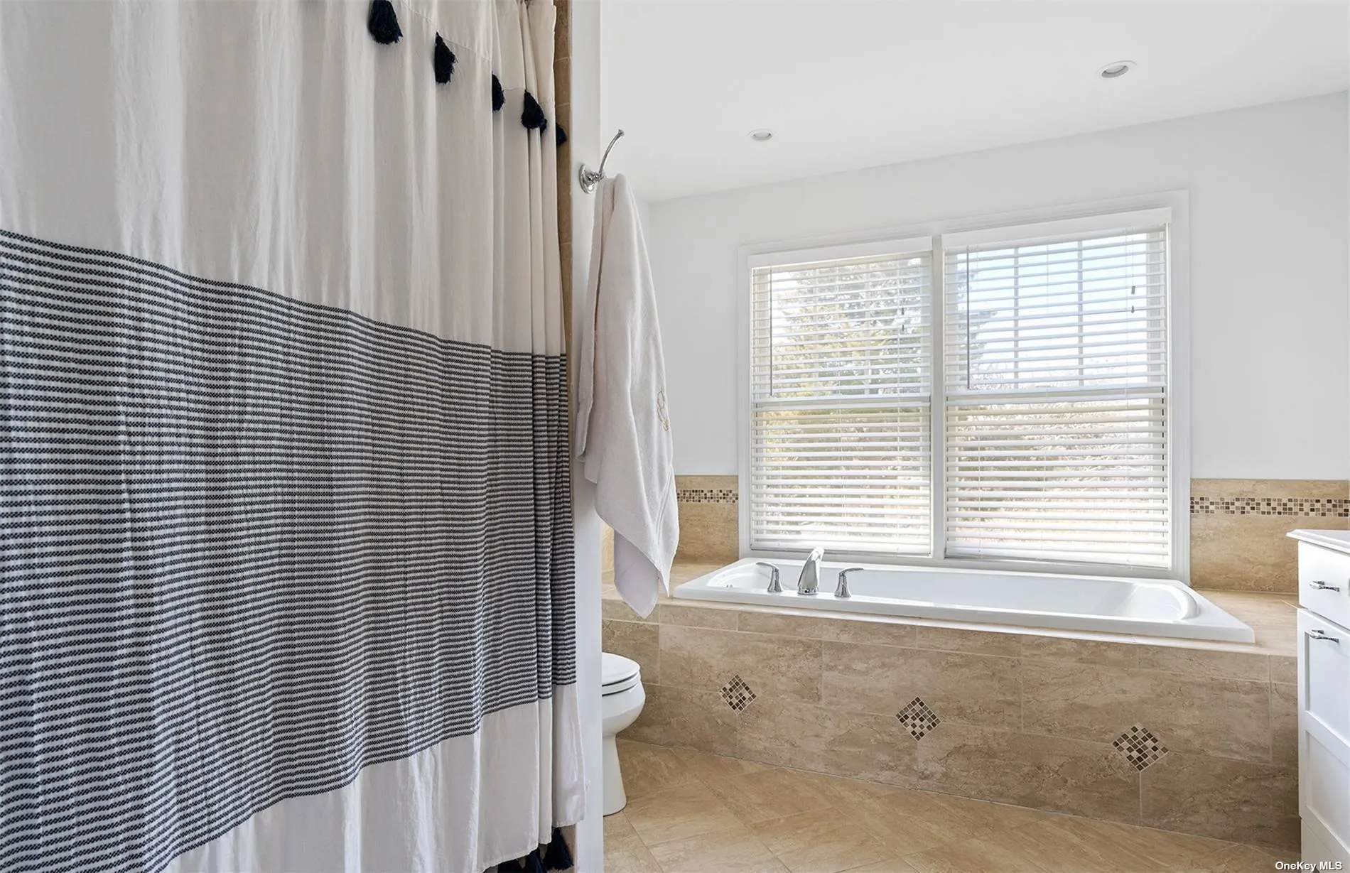 355 Midway Road, Southold, NY, 3 Bedrooms Bedrooms, 7 Rooms Rooms,3 BathroomsBathrooms,Residential Lease,Idx,Midway,0,L3389441 355 Midway Road, Southold, NY, 3 Bedrooms Bedrooms, 7 Rooms Rooms,3 BathroomsBathrooms,Residential Lease,Idx,Midway,0,L3389441