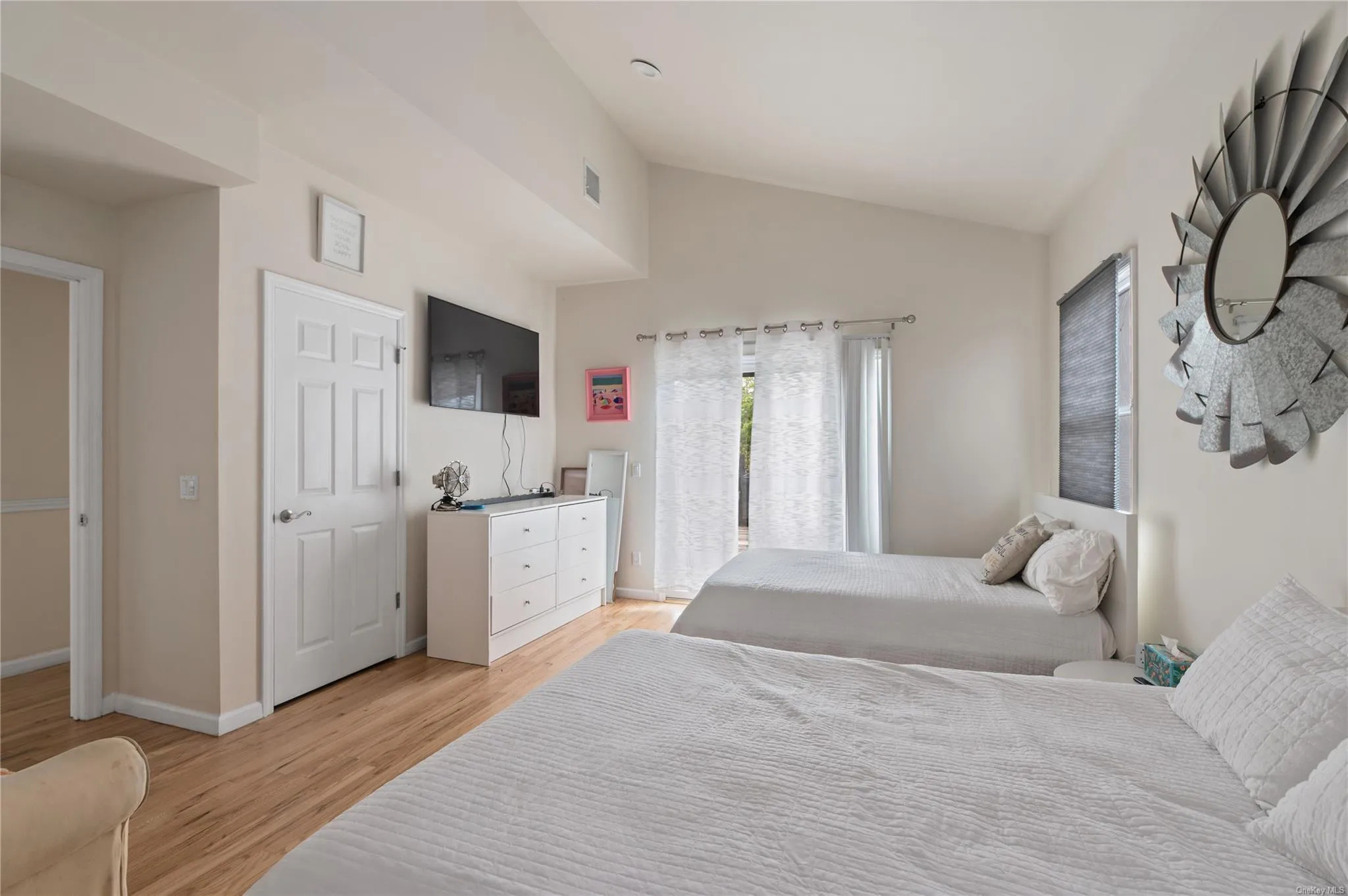 22 Bungalow, Islip, NY, 4 Bedrooms Bedrooms, 8 Rooms Rooms,3 BathroomsBathrooms,Residential Lease,Idx,Bungalow,0,L3394405 22 Bungalow, Islip, NY, 4 Bedrooms Bedrooms, 8 Rooms Rooms,3 BathroomsBathrooms,Residential Lease,Idx,Bungalow,0,L3394405