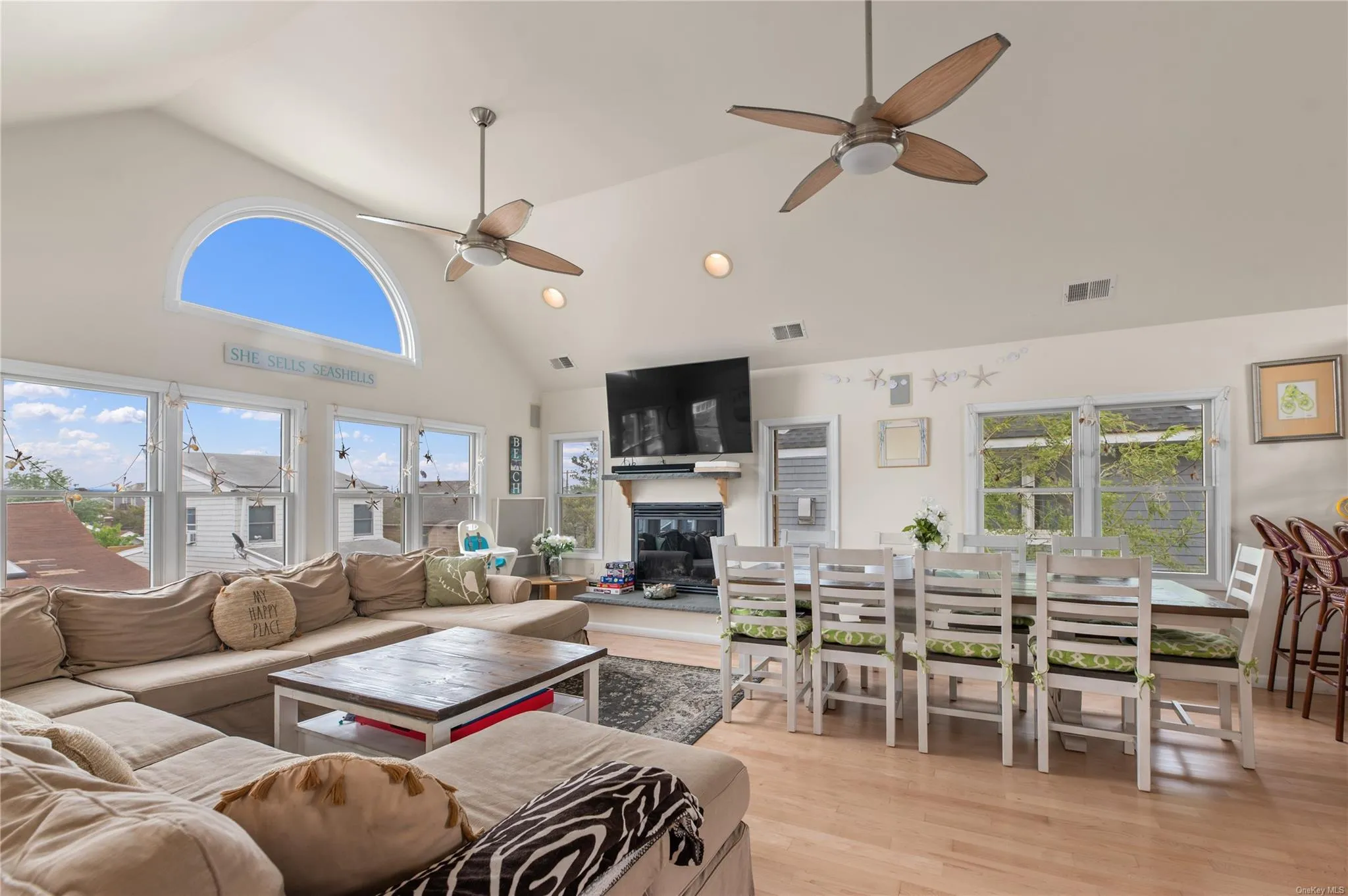 22 Bungalow, Islip, NY, 4 Bedrooms Bedrooms, 8 Rooms Rooms,3 BathroomsBathrooms,Residential Lease,Idx,Bungalow,0,L3394405 22 Bungalow, Islip, NY, 4 Bedrooms Bedrooms, 8 Rooms Rooms,3 BathroomsBathrooms,Residential Lease,Idx,Bungalow,0,L3394405