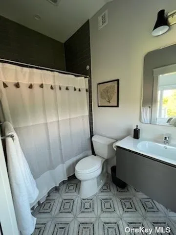 572 Bayberry Walk, Islip, NY, 4 Bedrooms Bedrooms, 9 Rooms Rooms,3 BathroomsBathrooms,Residential Lease,For Rent,Bayberry,0,L3397756 572 Bayberry Walk, Islip, NY, 4 Bedrooms Bedrooms, 9 Rooms Rooms,3 BathroomsBathrooms,Residential Lease,For Rent,Bayberry,0,L3397756