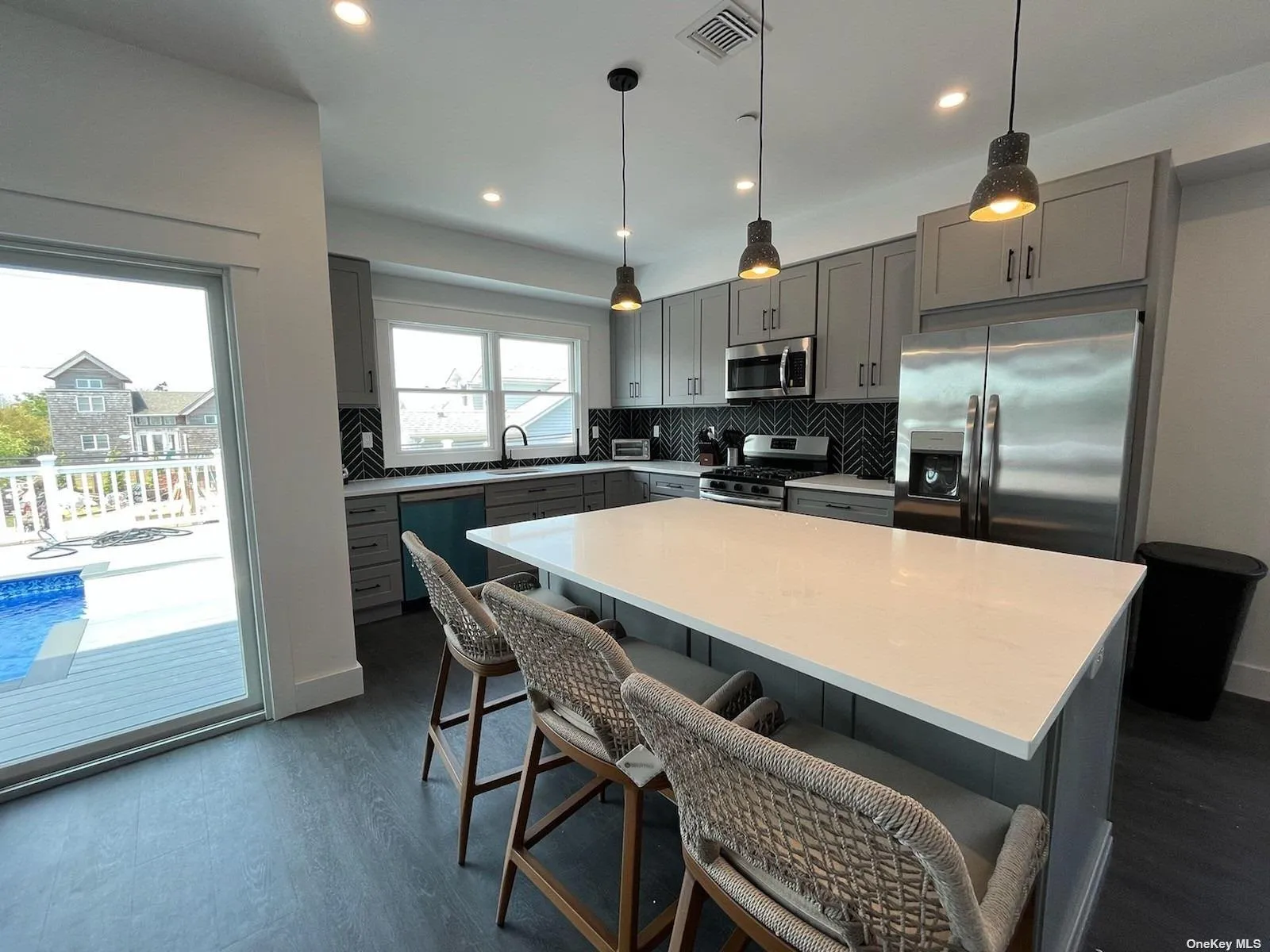 334 Dehnhoff, Islip, NY, 4 Bedrooms Bedrooms, 10 Rooms Rooms,3 BathroomsBathrooms,Residential Lease,For Rent,Dehnhoff,0,L3397786 334 Dehnhoff, Islip, NY, 4 Bedrooms Bedrooms, 10 Rooms Rooms,3 BathroomsBathrooms,Residential Lease,For Rent,Dehnhoff,0,L3397786