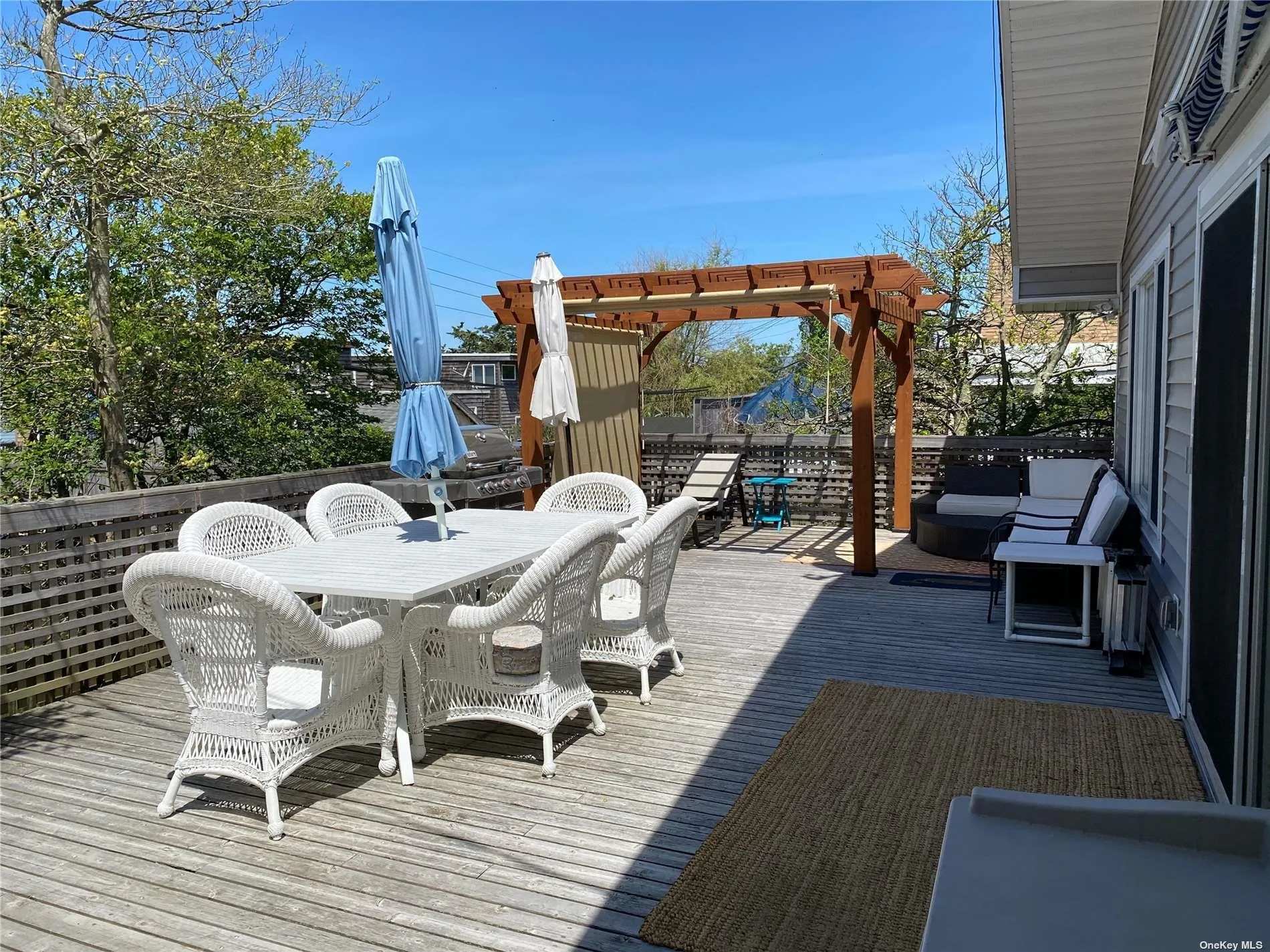 11 Seneca Street, Brookhaven, NY, 4 Bedrooms Bedrooms, 7 Rooms Rooms,1 BathroomBathrooms,Residential Lease,For Rent,Seneca,0,L3402360 11 Seneca Street, Brookhaven, NY, 4 Bedrooms Bedrooms, 7 Rooms Rooms,1 BathroomBathrooms,Residential Lease,For Rent,Seneca,0,L3402360
