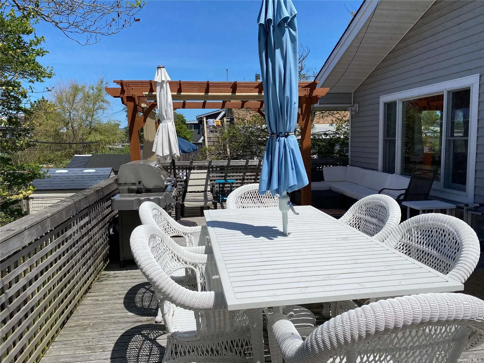 11 Seneca Street, Brookhaven, NY, 4 Bedrooms Bedrooms, 7 Rooms Rooms,1 BathroomBathrooms,Residential Lease,For Rent,Seneca,0,L3402360 11 Seneca Street, Brookhaven, NY, 4 Bedrooms Bedrooms, 7 Rooms Rooms,1 BathroomBathrooms,Residential Lease,For Rent,Seneca,0,L3402360