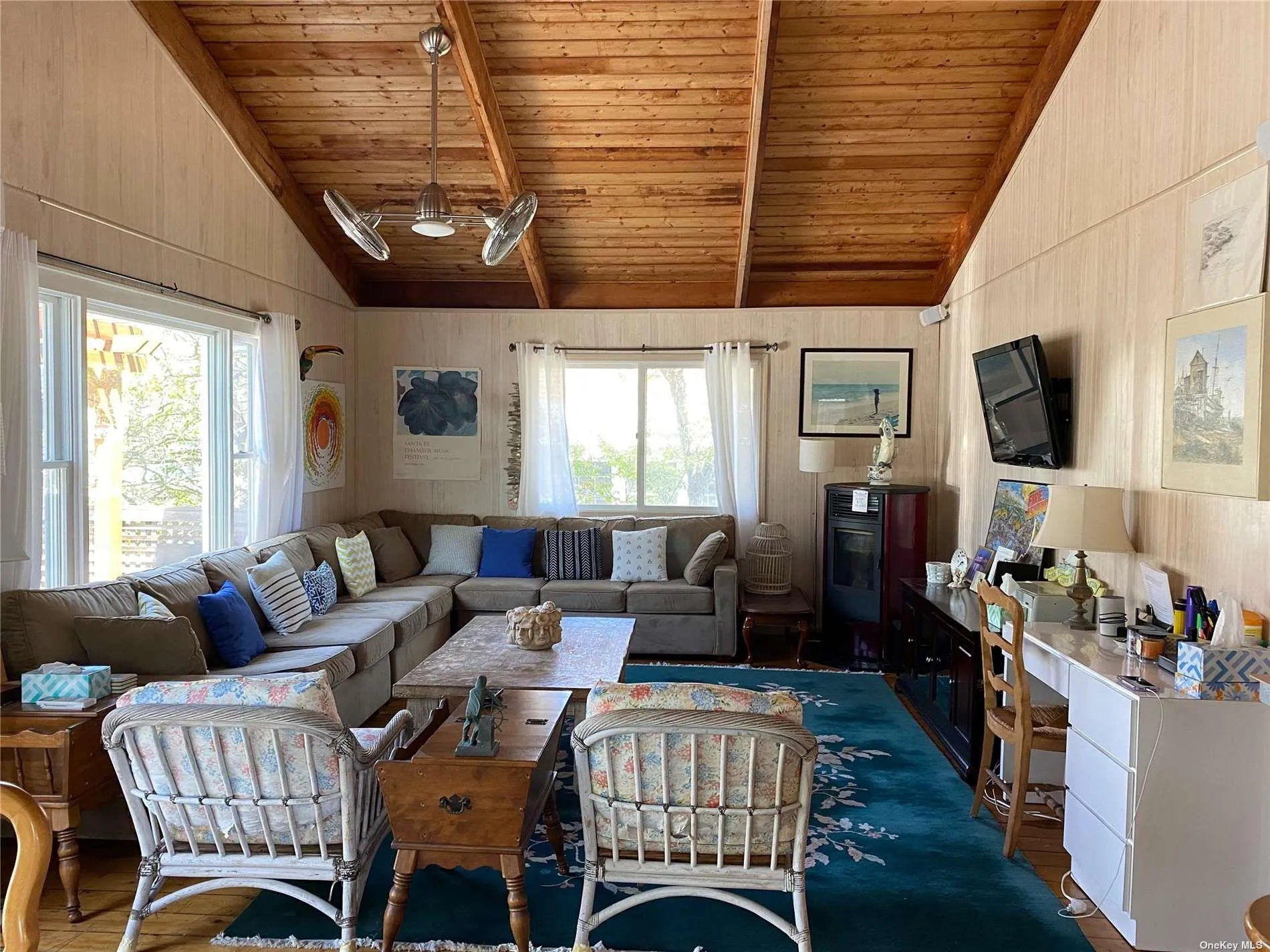 11 Seneca Street, Brookhaven, NY, 4 Bedrooms Bedrooms, 7 Rooms Rooms,1 BathroomBathrooms,Residential Lease,For Rent,Seneca,0,L3402360 11 Seneca Street, Brookhaven, NY, 4 Bedrooms Bedrooms, 7 Rooms Rooms,1 BathroomBathrooms,Residential Lease,For Rent,Seneca,0,L3402360