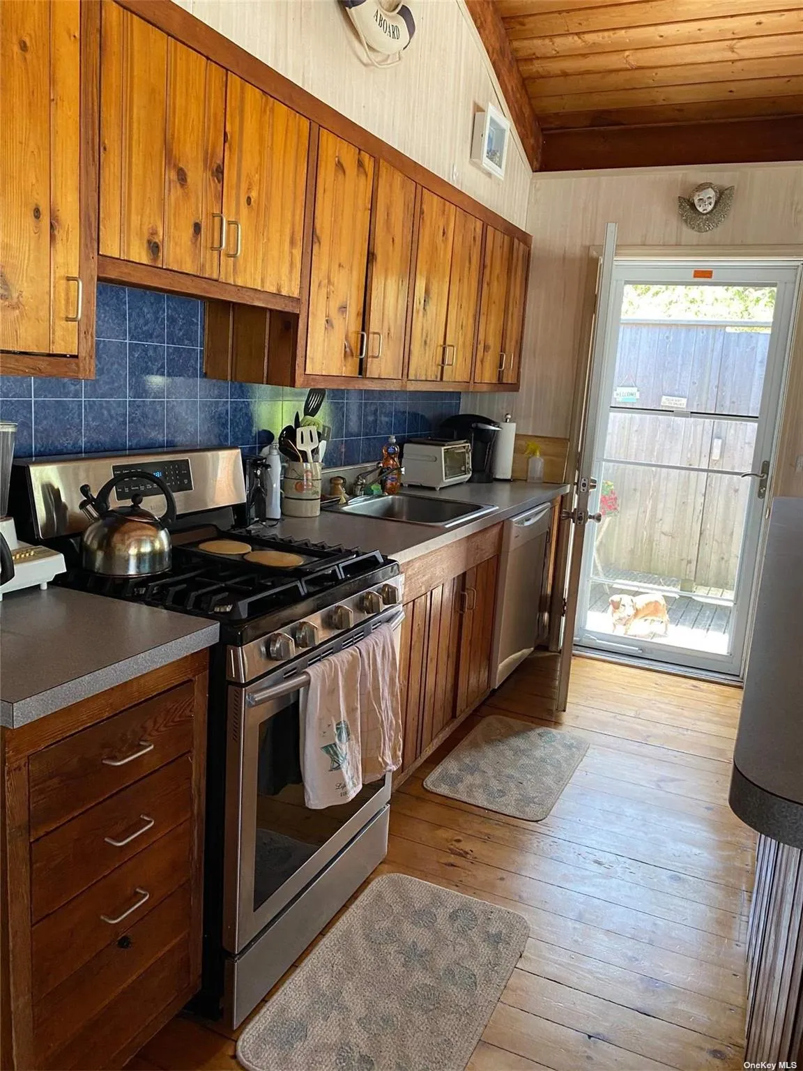 11 Seneca Street, Brookhaven, NY, 4 Bedrooms Bedrooms, 7 Rooms Rooms,1 BathroomBathrooms,Residential Lease,For Rent,Seneca,0,L3402360 11 Seneca Street, Brookhaven, NY, 4 Bedrooms Bedrooms, 7 Rooms Rooms,1 BathroomBathrooms,Residential Lease,For Rent,Seneca,0,L3402360