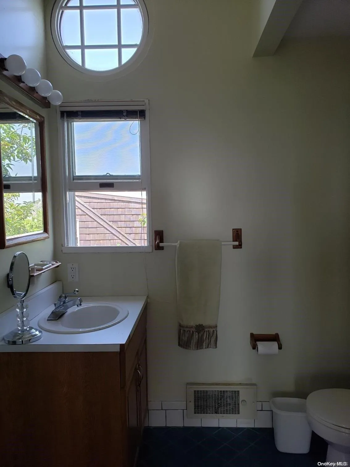 863 Evergreen Walk, Islip, NY, 5 Bedrooms Bedrooms, 6 Rooms Rooms,3 BathroomsBathrooms,Residential Lease,For Rent,Evergreen,0,L3411333 863 Evergreen Walk, Islip, NY, 5 Bedrooms Bedrooms, 6 Rooms Rooms,3 BathroomsBathrooms,Residential Lease,For Rent,Evergreen,0,L3411333