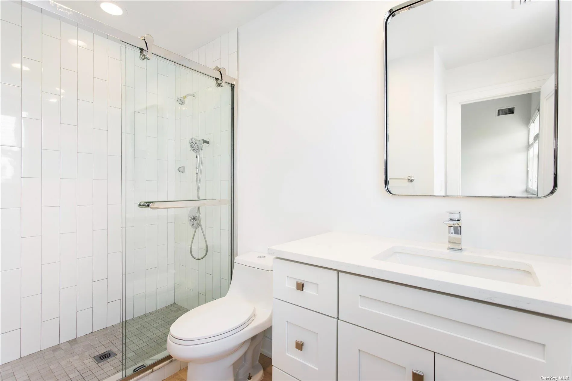 all new baths 2 of 6.5 baths all new baths 2 of 6.5 baths