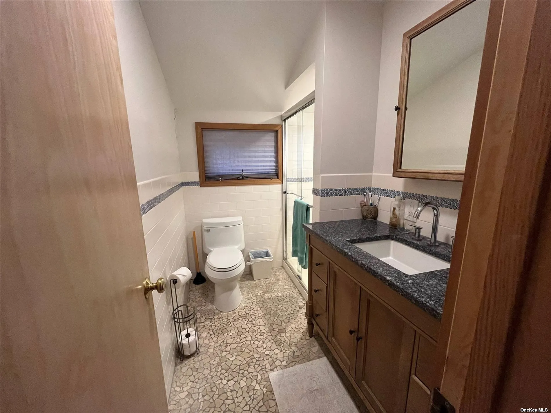 197 Cottage Walk, Islip, NY, 4 Bedrooms Bedrooms, 7 Rooms Rooms,2 BathroomsBathrooms,Residential Lease,For Rent,Cottage,0,L3419767 197 Cottage Walk, Islip, NY, 4 Bedrooms Bedrooms, 7 Rooms Rooms,2 BathroomsBathrooms,Residential Lease,For Rent,Cottage,0,L3419767