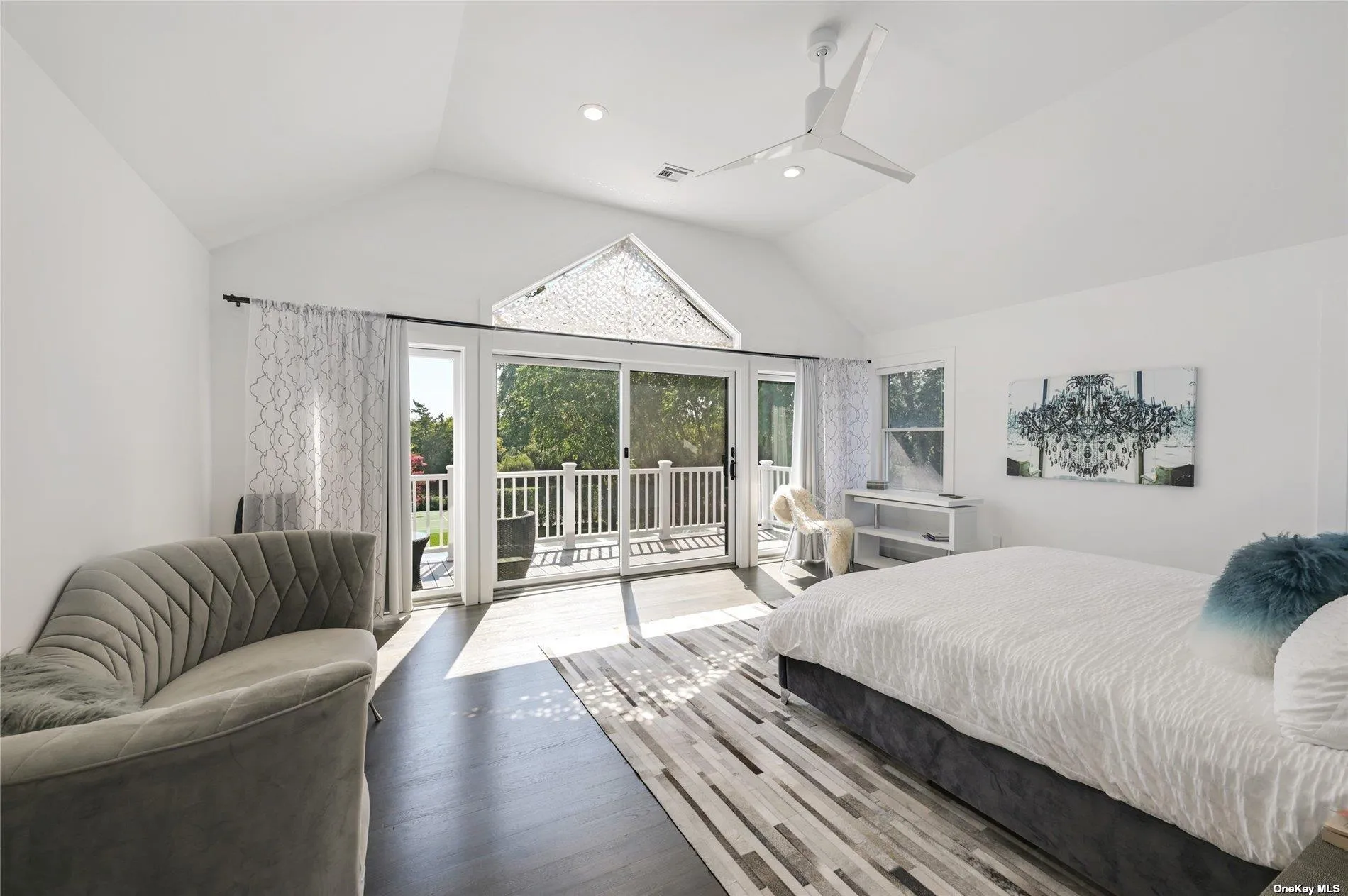 primary suite with King and deck primary suite with King and deck