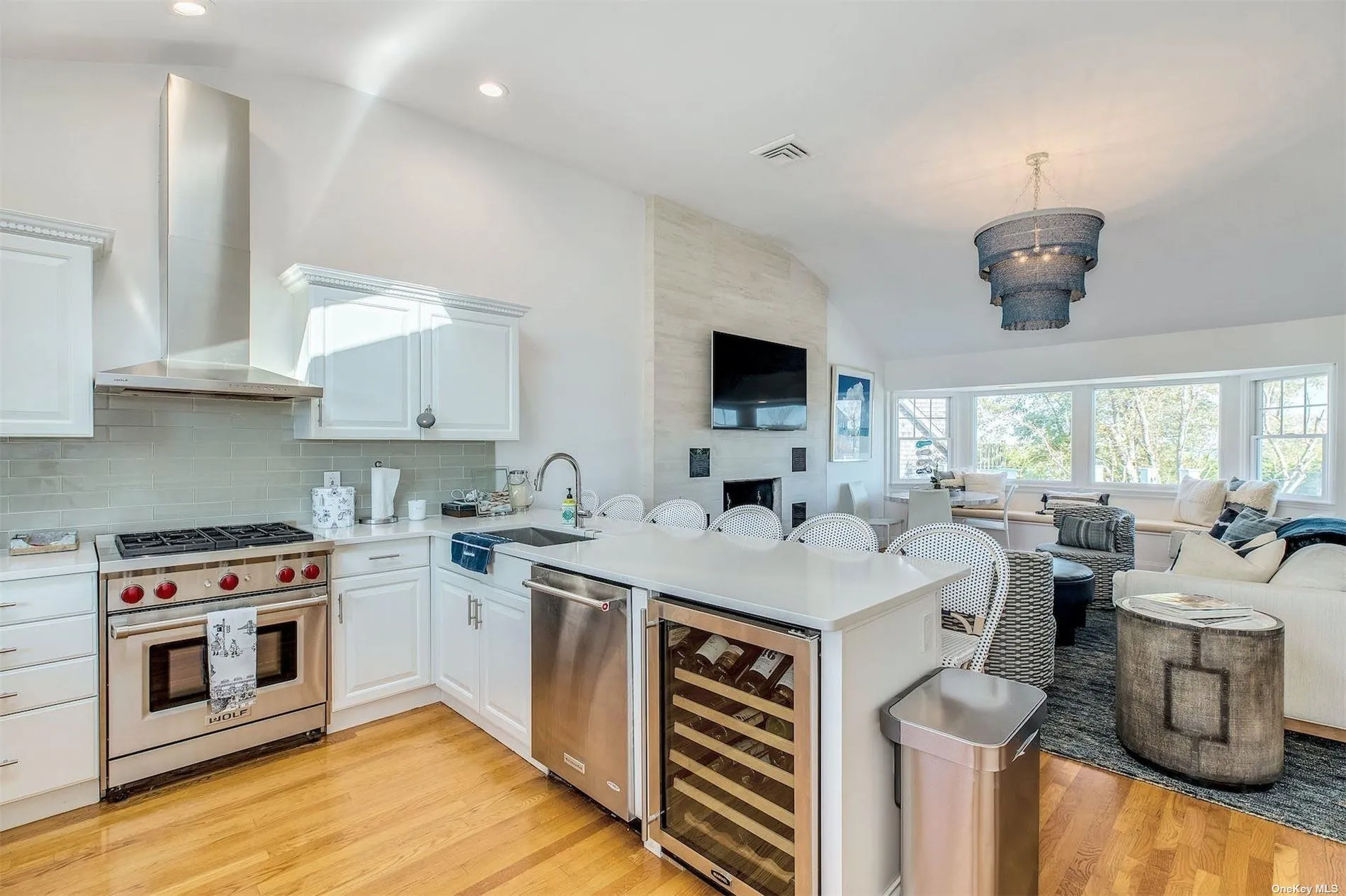 25 Exchange, Southampton, NY, 5 Bedrooms Bedrooms, 8 Rooms Rooms,3 BathroomsBathrooms,Residential Lease,For Rent,Exchange,0,L3438374 25 Exchange, Southampton, NY, 5 Bedrooms Bedrooms, 8 Rooms Rooms,3 BathroomsBathrooms,Residential Lease,For Rent,Exchange,0,L3438374