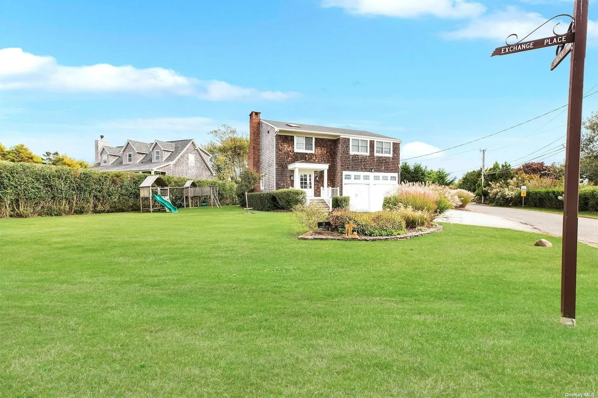25 Exchange, Southampton, NY, 5 Bedrooms Bedrooms, 8 Rooms Rooms,3 BathroomsBathrooms,Residential Lease,For Rent,Exchange,0,L3438374 25 Exchange, Southampton, NY, 5 Bedrooms Bedrooms, 8 Rooms Rooms,3 BathroomsBathrooms,Residential Lease,For Rent,Exchange,0,L3438374