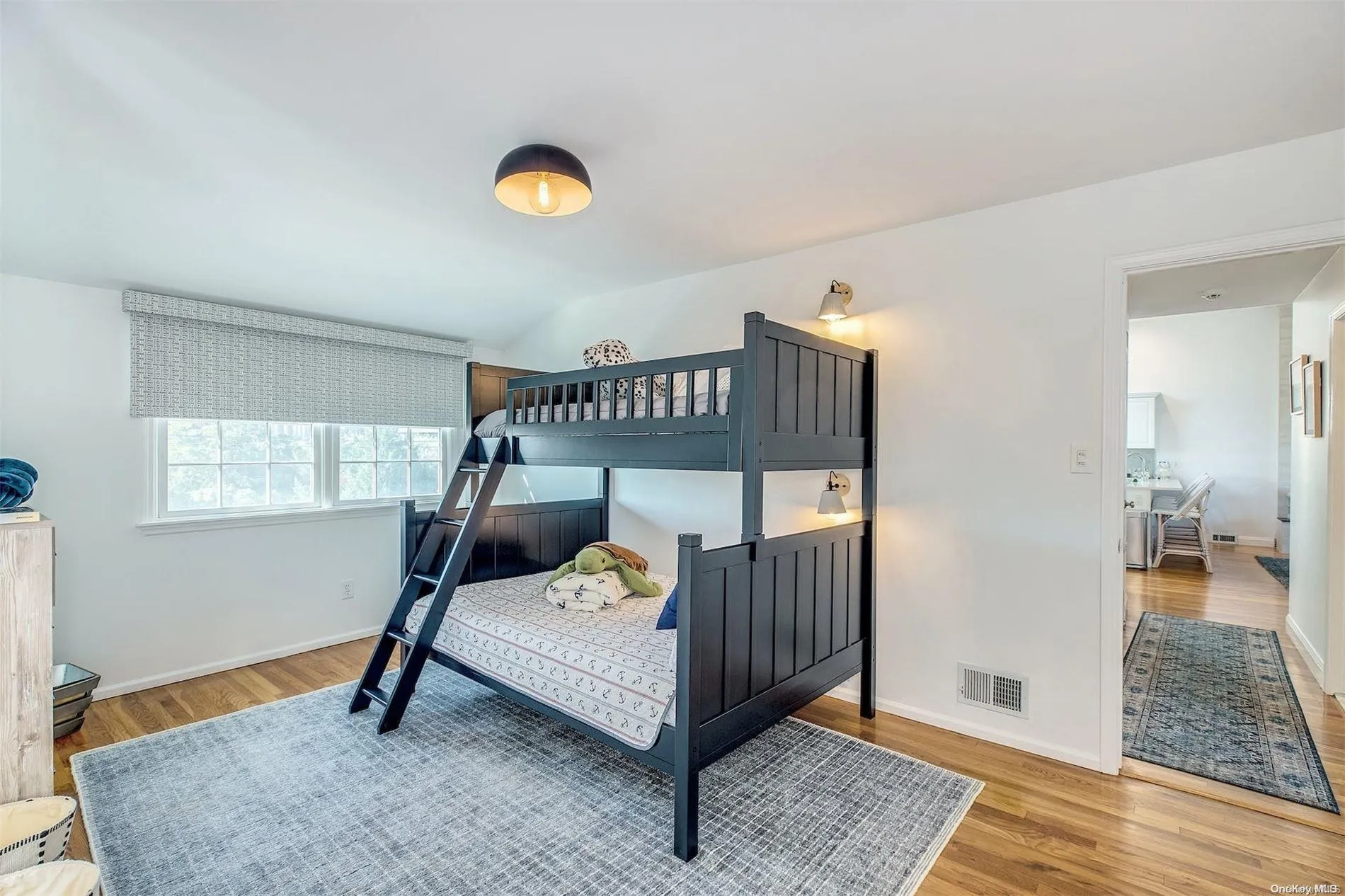 25 Exchange, Southampton, NY, 5 Bedrooms Bedrooms, 8 Rooms Rooms,3 BathroomsBathrooms,Residential Lease,Idx,Exchange,0,L3438374 25 Exchange, Southampton, NY, 5 Bedrooms Bedrooms, 8 Rooms Rooms,3 BathroomsBathrooms,Residential Lease,Idx,Exchange,0,L3438374