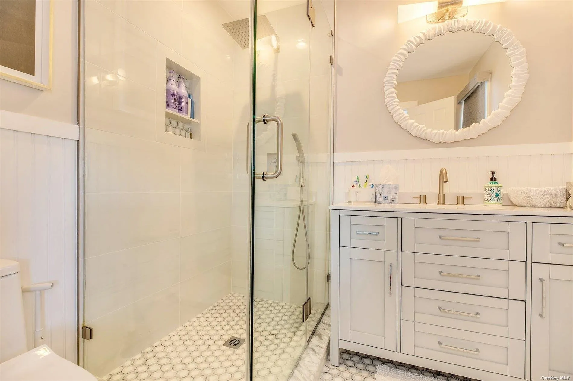 25 Exchange, Southampton, NY, 5 Bedrooms Bedrooms, 8 Rooms Rooms,3 BathroomsBathrooms,Residential Lease,For Rent,Exchange,0,L3438374 25 Exchange, Southampton, NY, 5 Bedrooms Bedrooms, 8 Rooms Rooms,3 BathroomsBathrooms,Residential Lease,For Rent,Exchange,0,L3438374