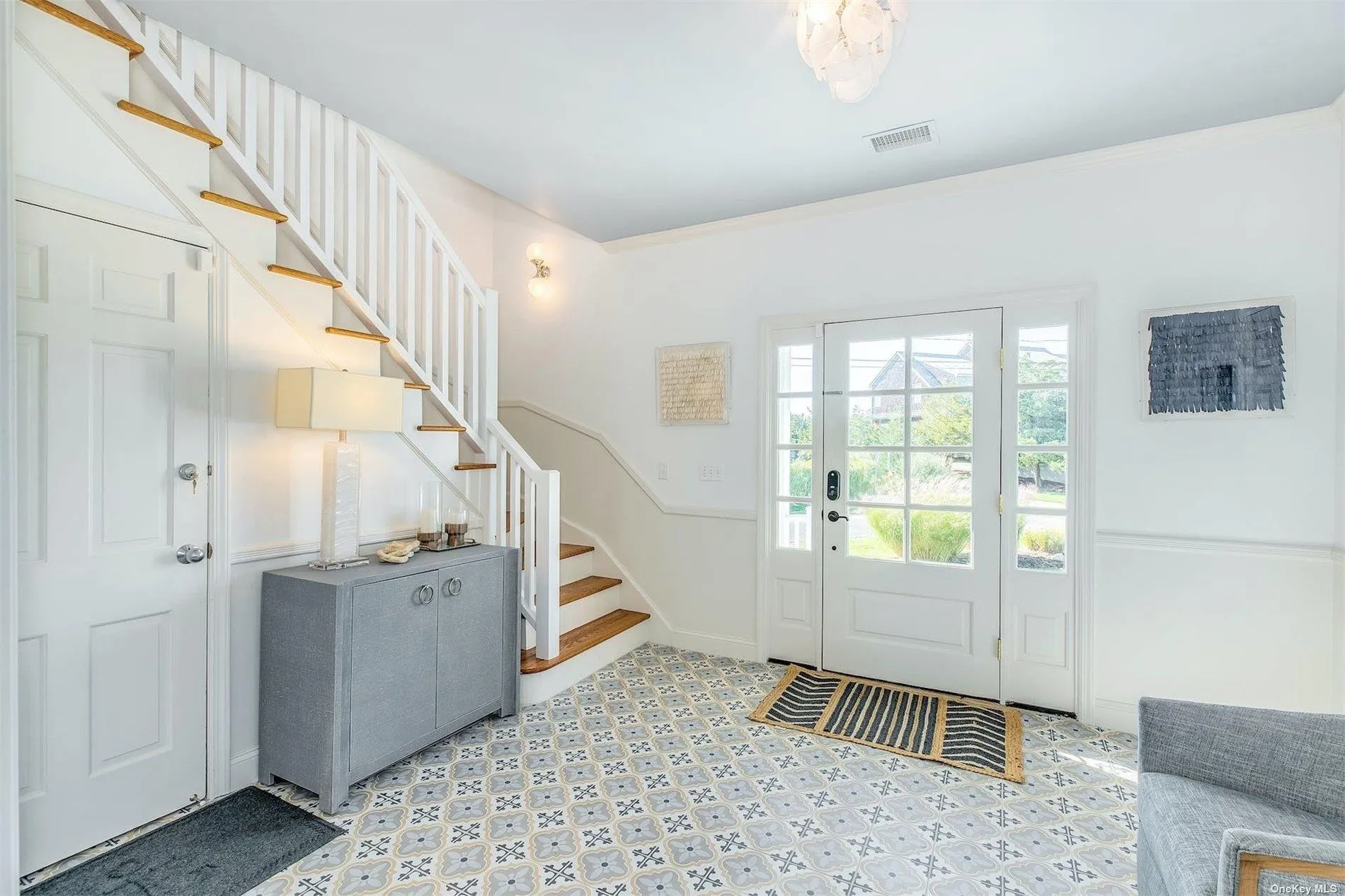 25 Exchange, Southampton, NY, 5 Bedrooms Bedrooms, 8 Rooms Rooms,3 BathroomsBathrooms,Residential Lease,For Rent,Exchange,0,L3438374 25 Exchange, Southampton, NY, 5 Bedrooms Bedrooms, 8 Rooms Rooms,3 BathroomsBathrooms,Residential Lease,For Rent,Exchange,0,L3438374