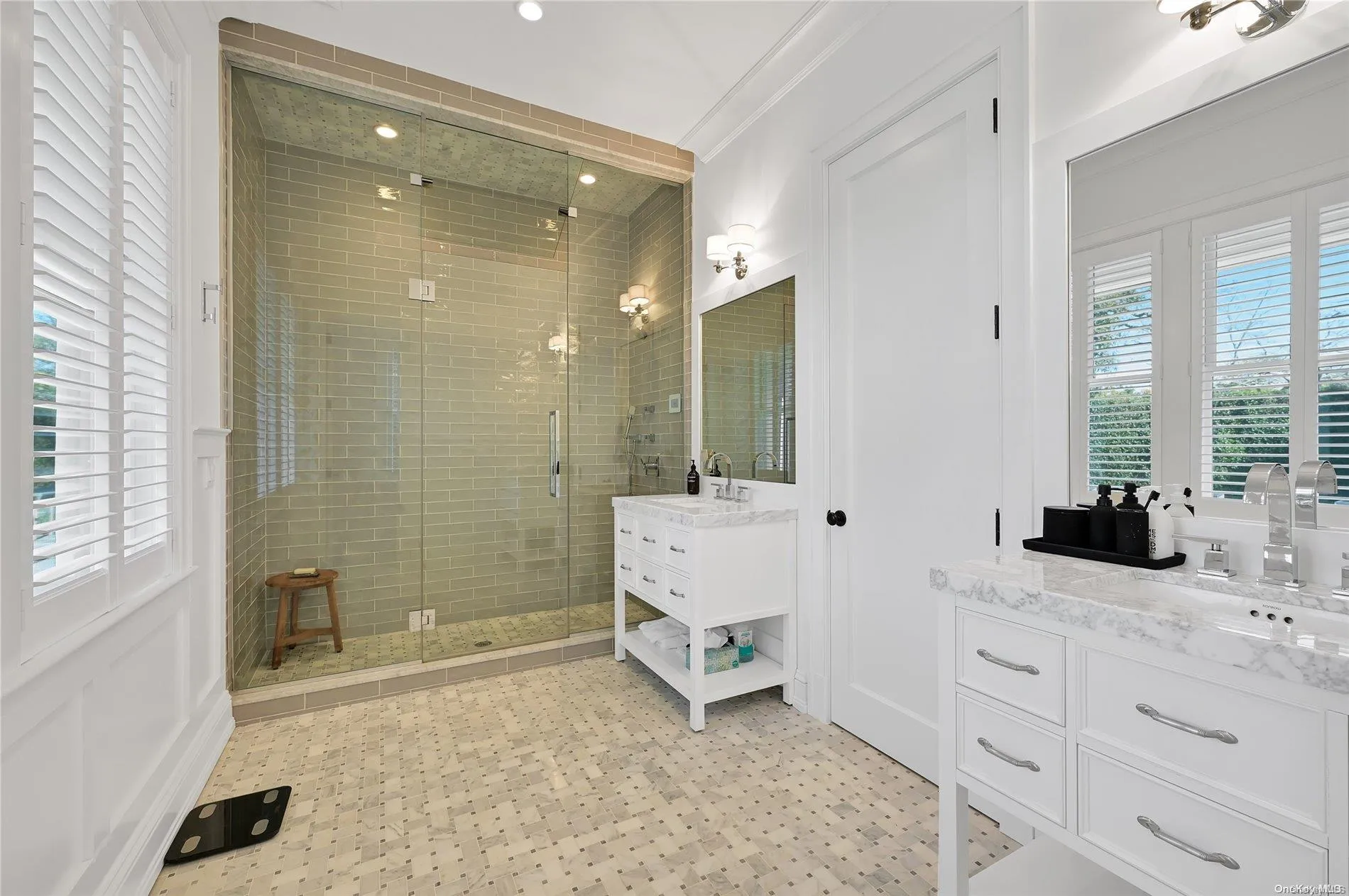 52 Quogue Street, Southampton, NY, 5 Bedrooms Bedrooms, 10 Rooms Rooms,5 BathroomsBathrooms,Residential Lease,Idx,Quogue,0,L3439988 52 Quogue Street, Southampton, NY, 5 Bedrooms Bedrooms, 10 Rooms Rooms,5 BathroomsBathrooms,Residential Lease,Idx,Quogue,0,L3439988