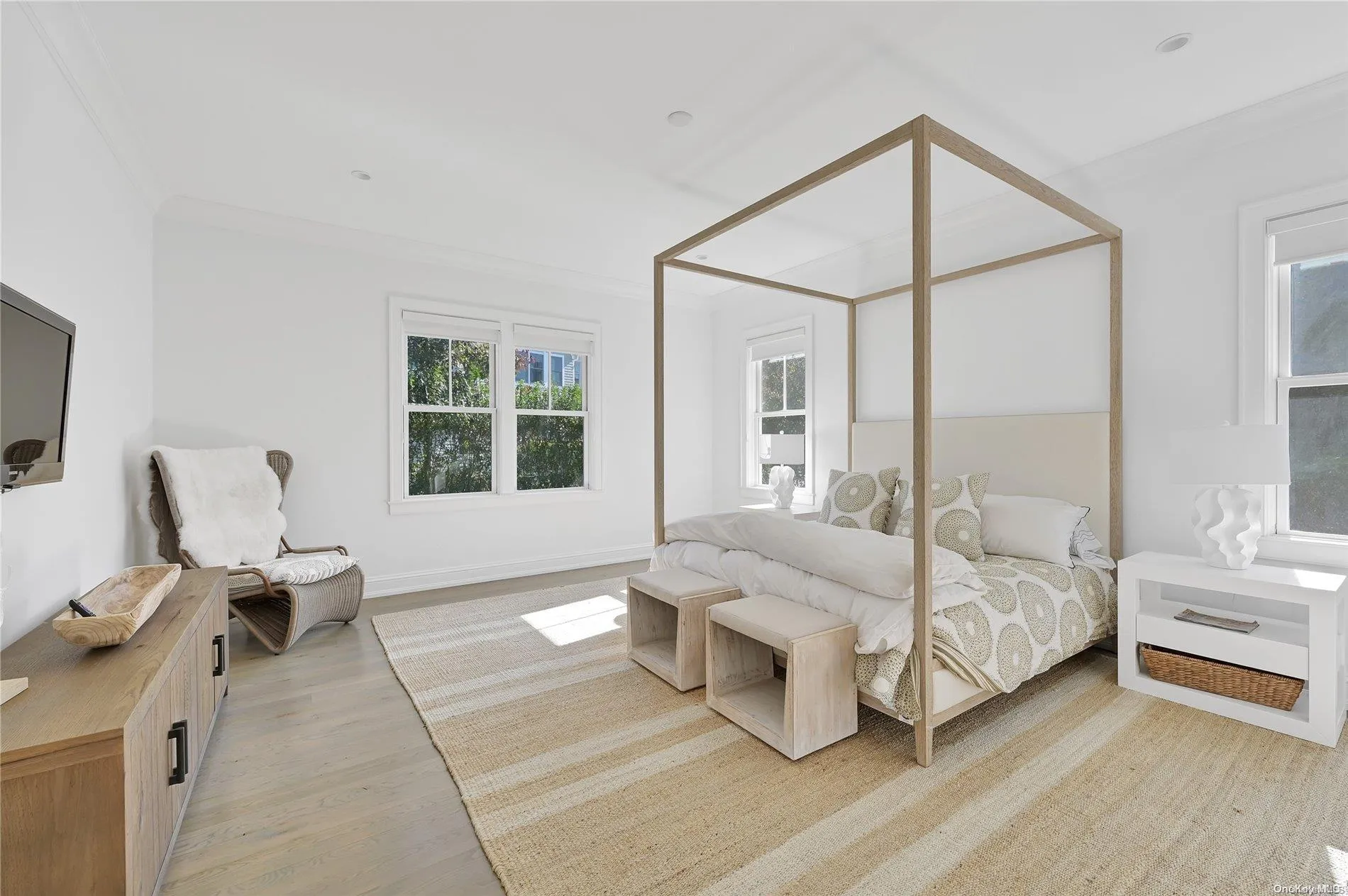 52 Quogue Street, Southampton, NY, 5 Bedrooms Bedrooms, 10 Rooms Rooms,5 BathroomsBathrooms,Residential Lease,Idx,Quogue,0,L3439988 52 Quogue Street, Southampton, NY, 5 Bedrooms Bedrooms, 10 Rooms Rooms,5 BathroomsBathrooms,Residential Lease,Idx,Quogue,0,L3439988