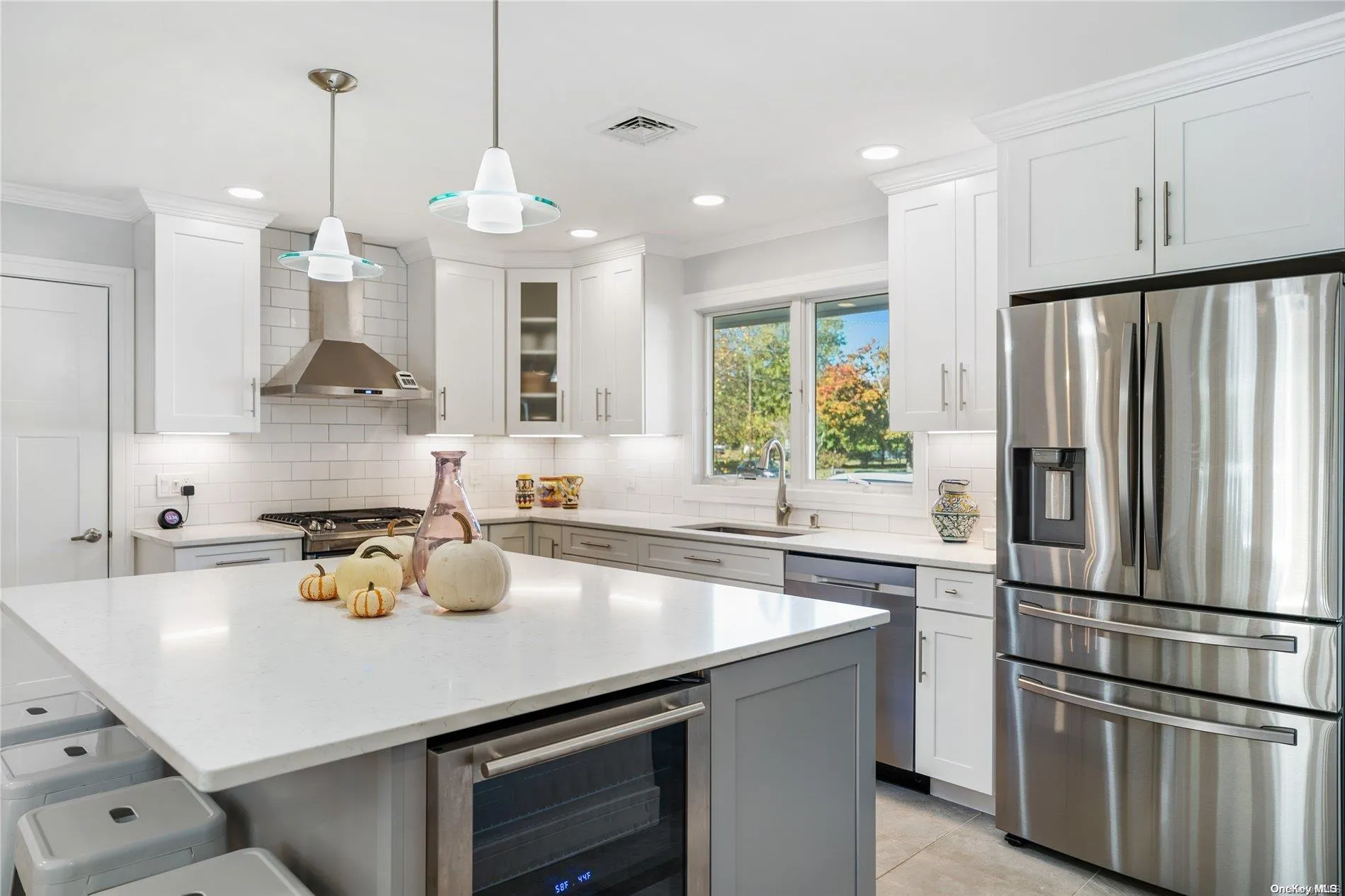6 Harrison Terrace, Southampton, NY, 3 Bedrooms Bedrooms, 7 Rooms Rooms,2 BathroomsBathrooms,Residential Lease,For Rent,Harrison,0,L3440518 6 Harrison Terrace, Southampton, NY, 3 Bedrooms Bedrooms, 7 Rooms Rooms,2 BathroomsBathrooms,Residential Lease,For Rent,Harrison,0,L3440518