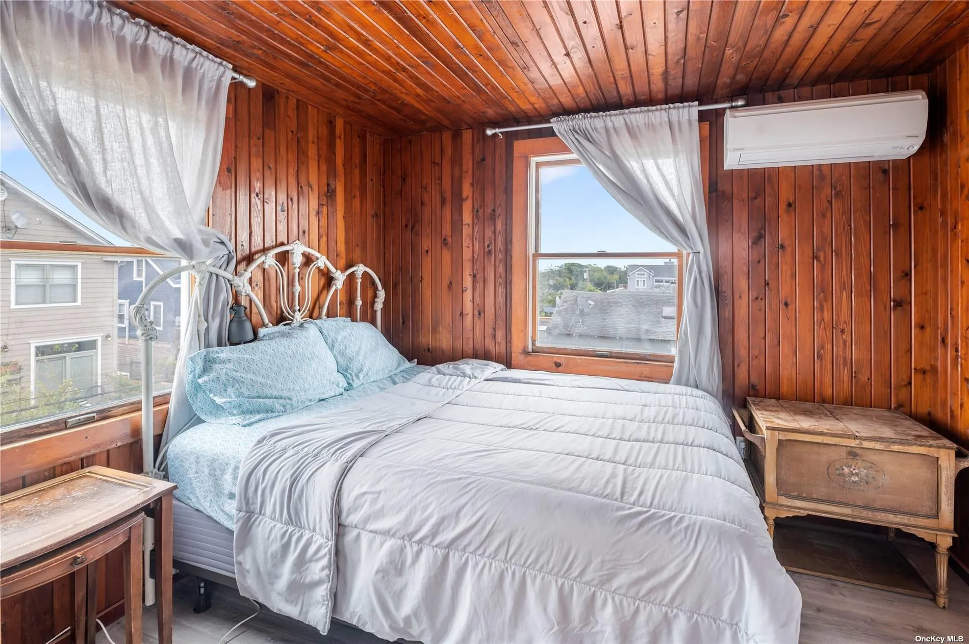 300 Cottage Walk, Islip, NY, 5 Bedrooms Bedrooms, 7 Rooms Rooms,3 BathroomsBathrooms,Residential Lease,For Rent,Cottage,0,L3441573 300 Cottage Walk, Islip, NY, 5 Bedrooms Bedrooms, 7 Rooms Rooms,3 BathroomsBathrooms,Residential Lease,For Rent,Cottage,0,L3441573