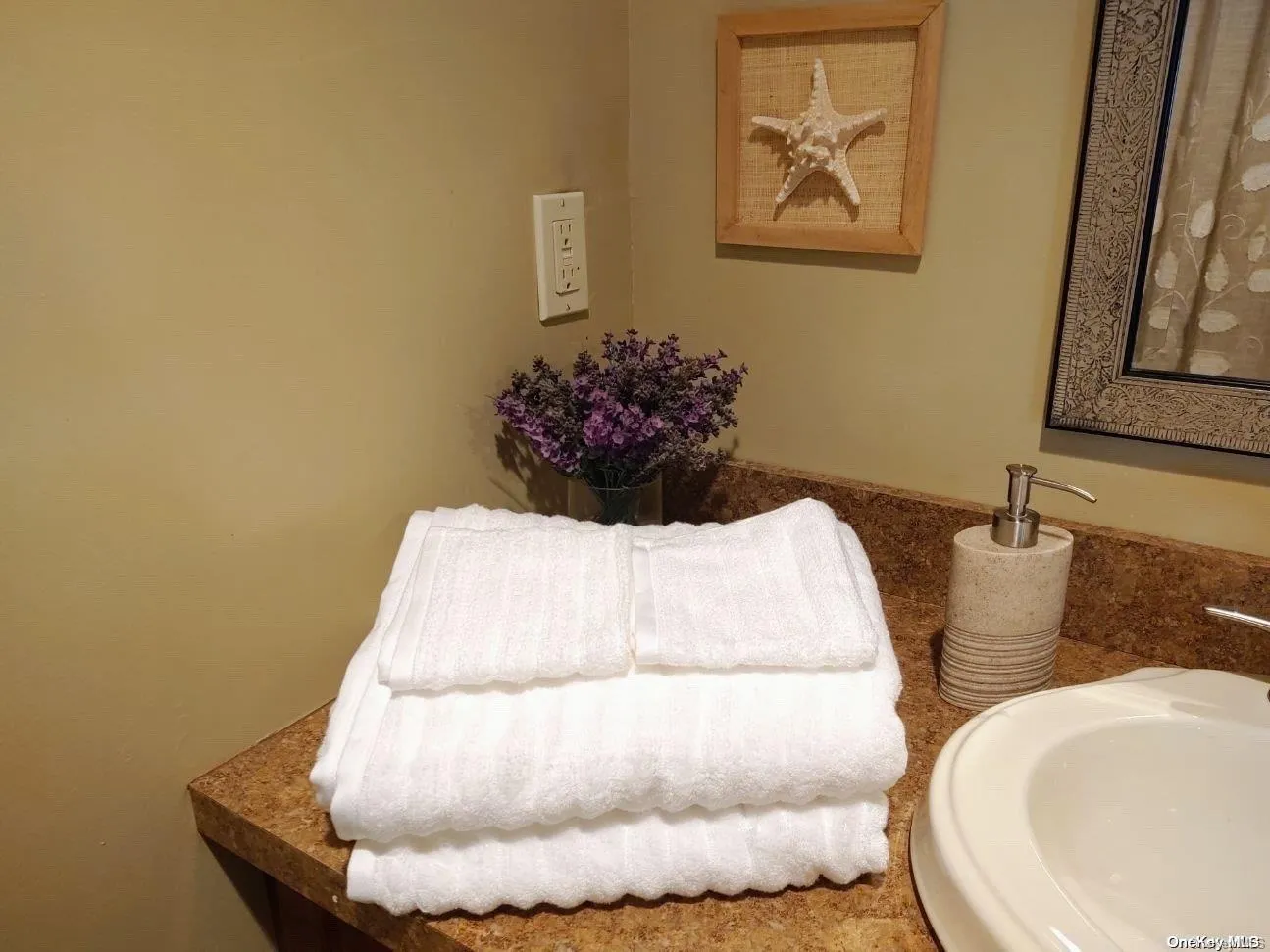 813 Shore Road, Hempstead, NY, 3 Bedrooms Bedrooms, 7 Rooms Rooms,2 BathroomsBathrooms,Residential Lease,Idx,Shore Road,0,L3445418 813 Shore Road, Hempstead, NY, 3 Bedrooms Bedrooms, 7 Rooms Rooms,2 BathroomsBathrooms,Residential Lease,Idx,Shore Road,0,L3445418