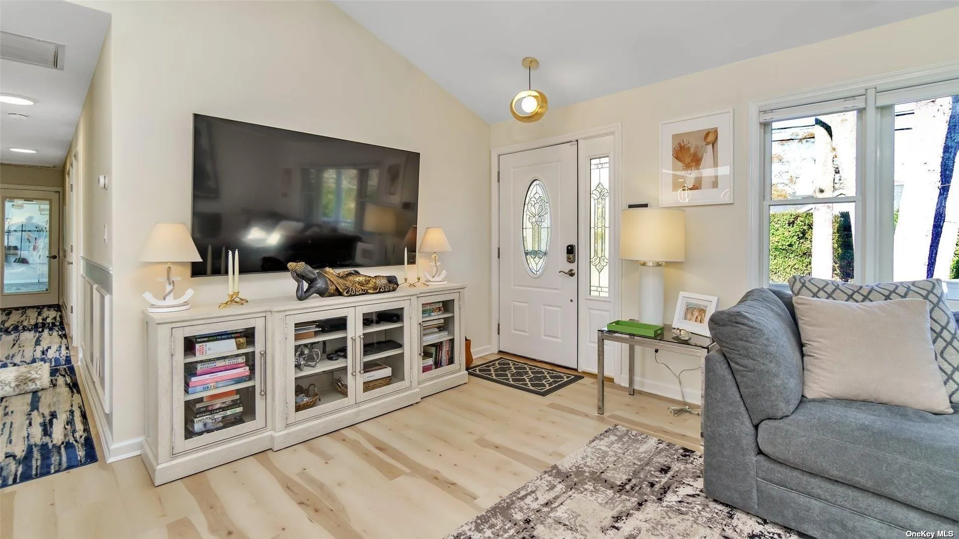 60 Lynncliff Road, Southampton, NY, 3 Bedrooms Bedrooms, 7 Rooms Rooms,2 BathroomsBathrooms,Residential Lease,Idx,Lynncliff,0,L3446754 60 Lynncliff Road, Southampton, NY, 3 Bedrooms Bedrooms, 7 Rooms Rooms,2 BathroomsBathrooms,Residential Lease,Idx,Lynncliff,0,L3446754