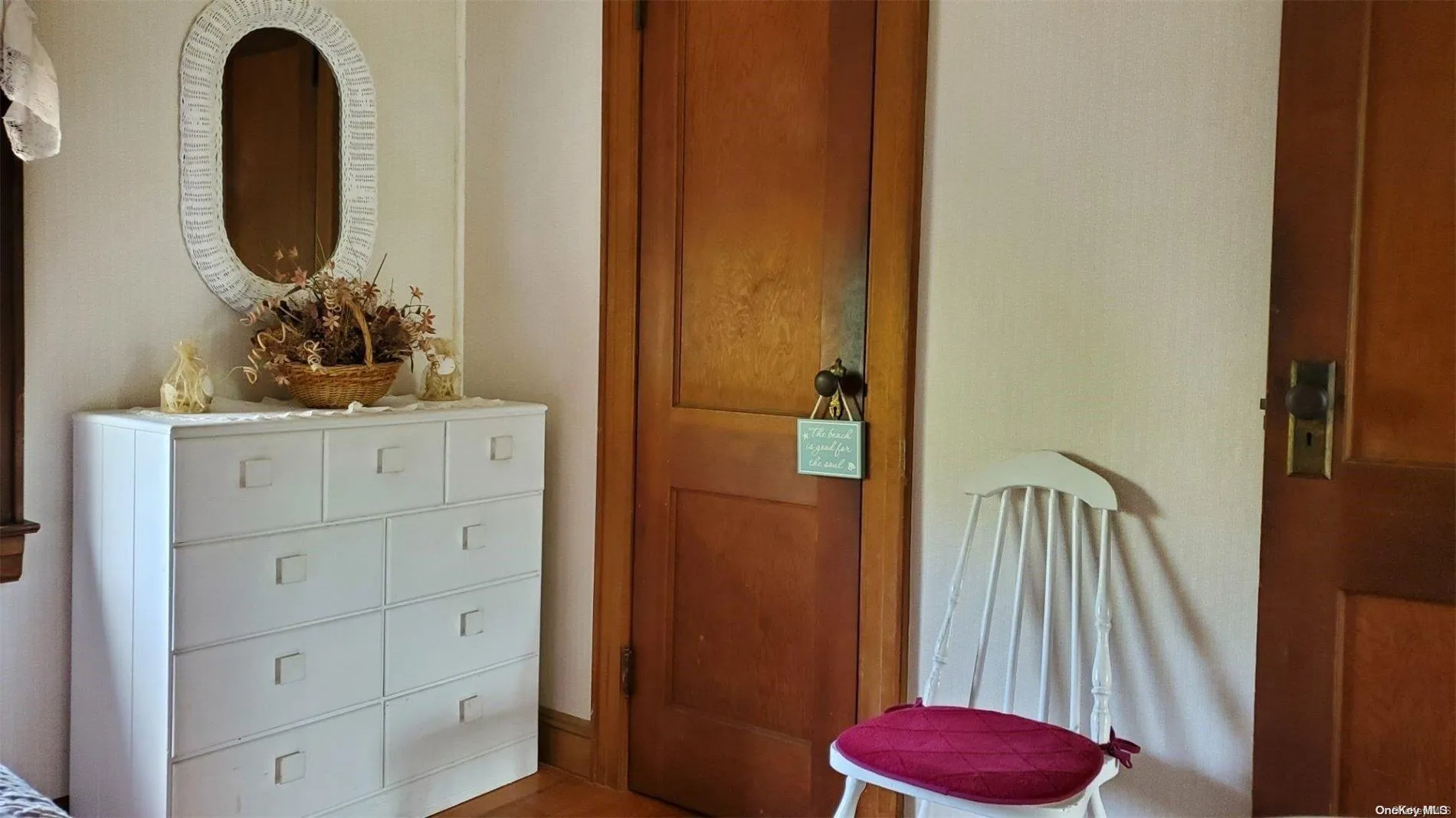 250 Cottage Walk, Islip, NY, 4 Bedrooms Bedrooms, 10 Rooms Rooms,1 BathroomBathrooms,Residential Lease,Idx,Cottage,0,L3447402 250 Cottage Walk, Islip, NY, 4 Bedrooms Bedrooms, 10 Rooms Rooms,1 BathroomBathrooms,Residential Lease,Idx,Cottage,0,L3447402