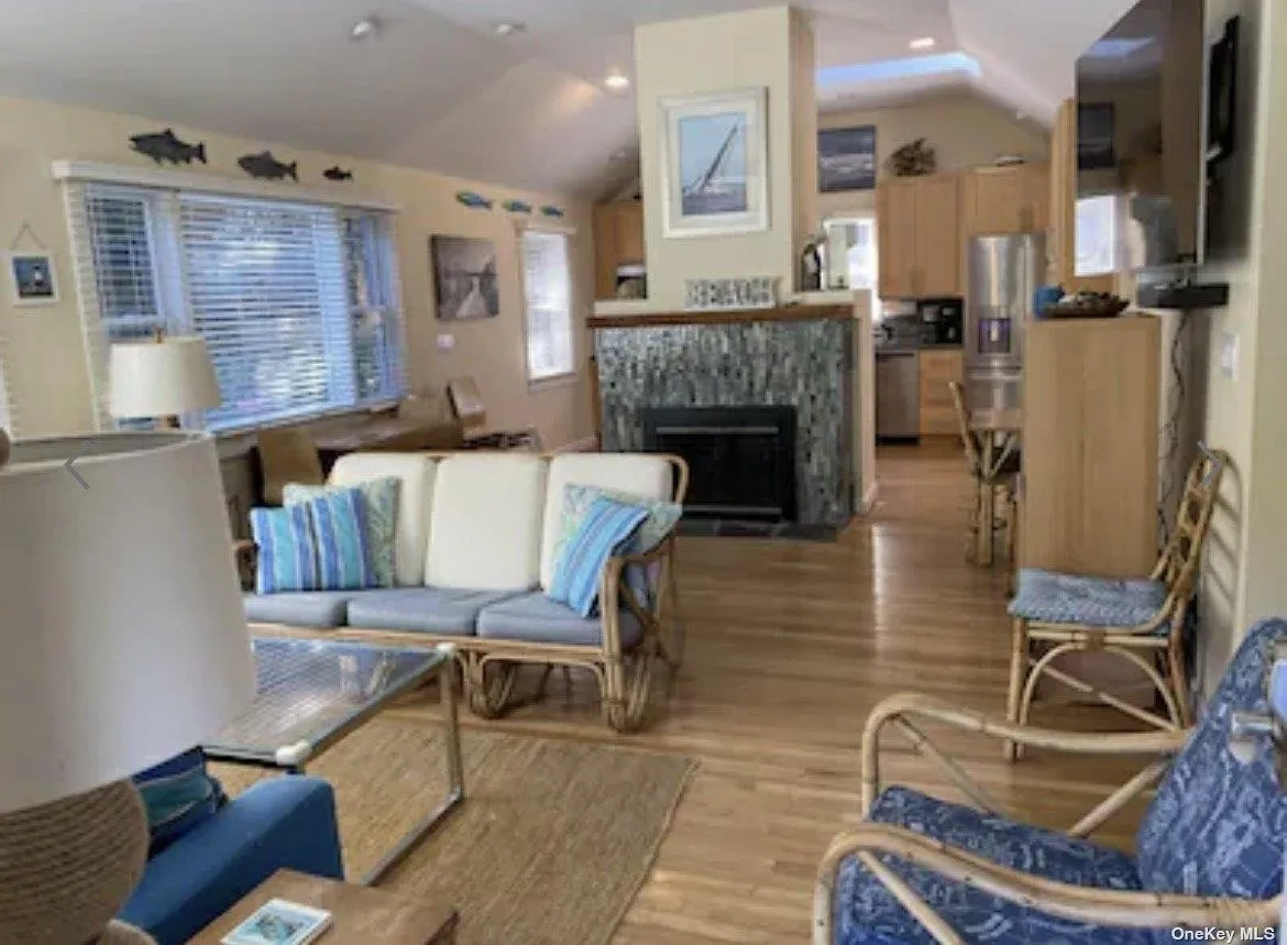 27 Crescent Avenue, Islip, NY, 4 Bedrooms Bedrooms, 8 Rooms Rooms,2 BathroomsBathrooms,Residential Lease,Idx,Crescent,0,L3447911 27 Crescent Avenue, Islip, NY, 4 Bedrooms Bedrooms, 8 Rooms Rooms,2 BathroomsBathrooms,Residential Lease,Idx,Crescent,0,L3447911