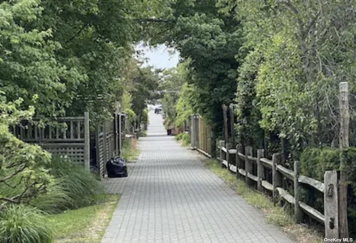 27 Crescent Avenue, Islip, NY, 4 Bedrooms Bedrooms, 8 Rooms Rooms,2 BathroomsBathrooms,Residential Lease,Idx,Crescent,0,L3447911 27 Crescent Avenue, Islip, NY, 4 Bedrooms Bedrooms, 8 Rooms Rooms,2 BathroomsBathrooms,Residential Lease,Idx,Crescent,0,L3447911