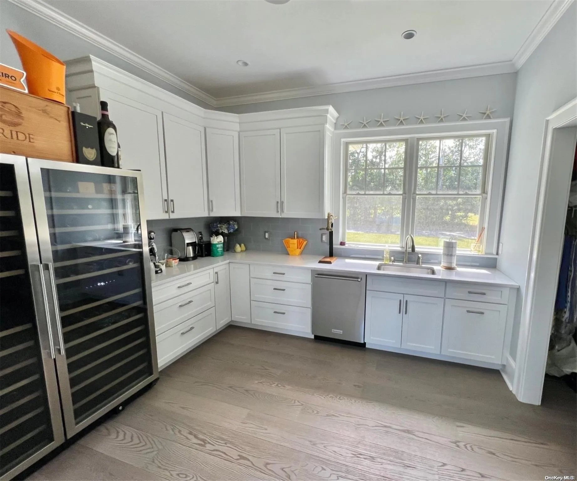 Modern pantry Modern pantry