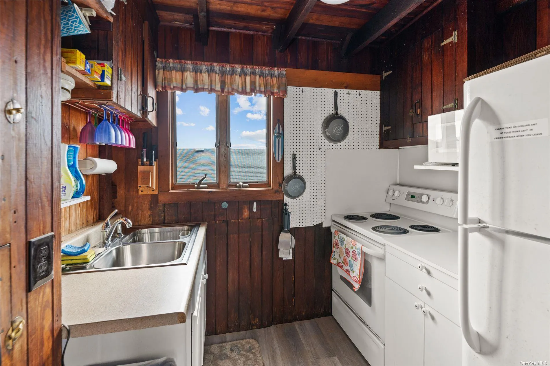 5 Bayview, Brookhaven, NY, 4 Bedrooms Bedrooms, 6 Rooms Rooms,2 BathroomsBathrooms,Residential Lease,For Rent,Bayview,0,L3459712 5 Bayview, Brookhaven, NY, 4 Bedrooms Bedrooms, 6 Rooms Rooms,2 BathroomsBathrooms,Residential Lease,For Rent,Bayview,0,L3459712