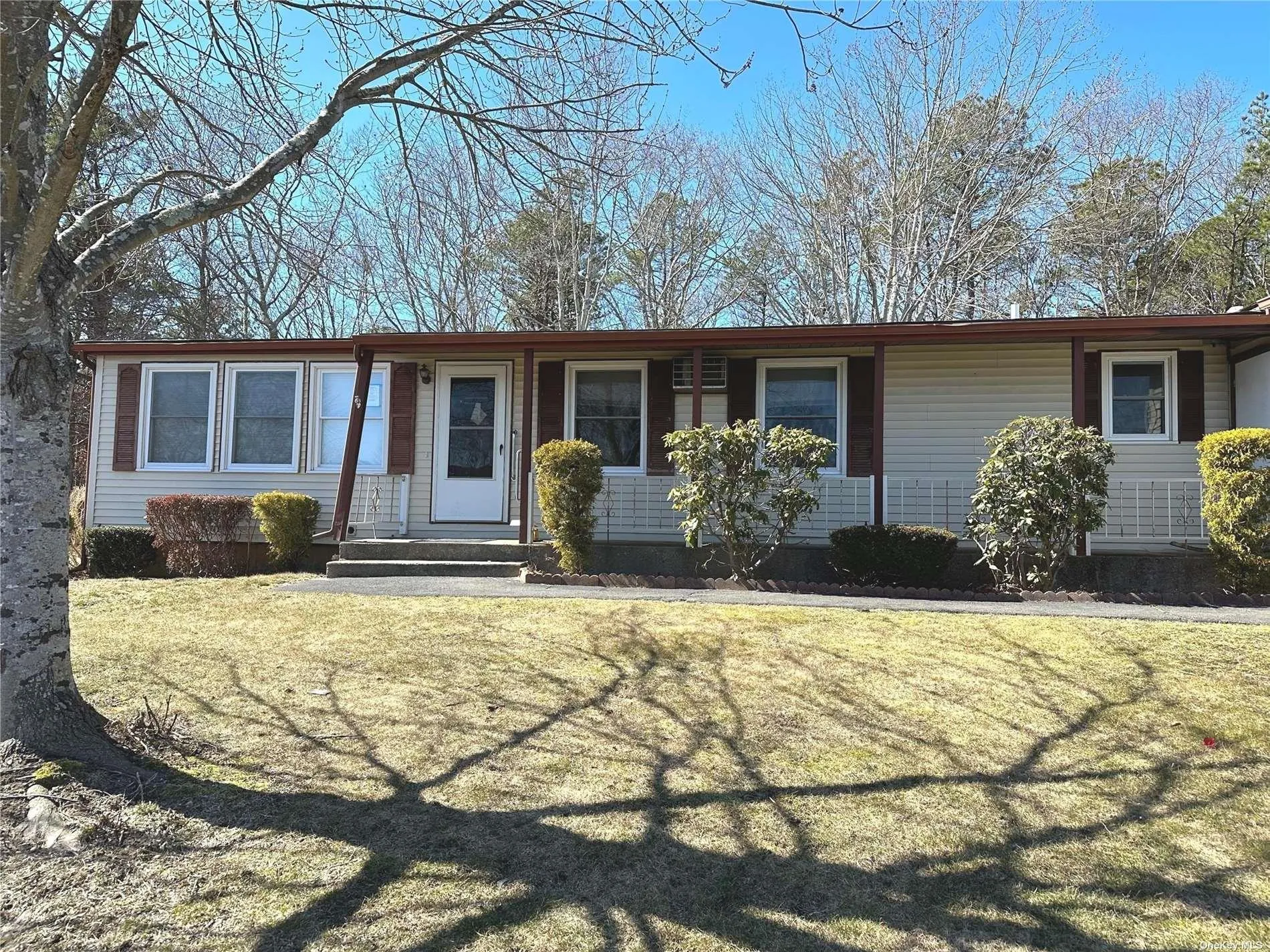 55 Village Circle, Brookhaven, NY, 2 Bedrooms Bedrooms, 5 Rooms Rooms,2 BathroomsBathrooms,Residential,For Rent,Village,0,L3464553 55 Village Circle, Brookhaven, NY, 2 Bedrooms Bedrooms, 5 Rooms Rooms,2 BathroomsBathrooms,Residential,For Rent,Village,0,L3464553