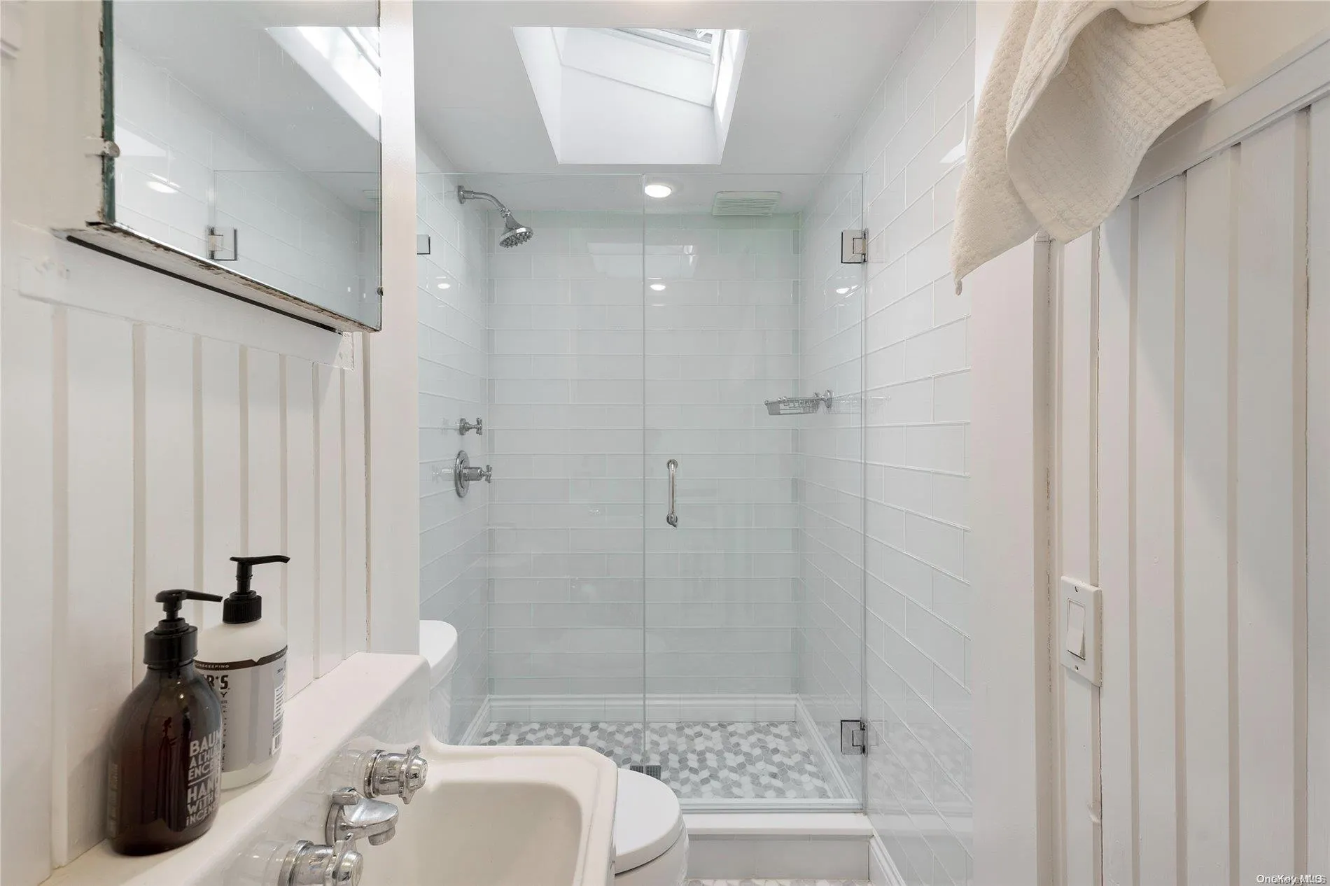 1 Village Lane, Southampton, NY, 3 Bedrooms Bedrooms, 8 Rooms Rooms,2 BathroomsBathrooms,Residential Lease,Idx,Village,0,L3465050 1 Village Lane, Southampton, NY, 3 Bedrooms Bedrooms, 8 Rooms Rooms,2 BathroomsBathrooms,Residential Lease,Idx,Village,0,L3465050