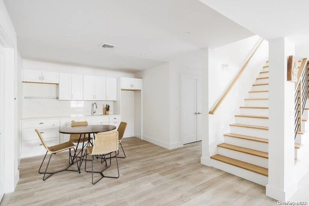 650 Pine Avenue, Southold, NY, 8 Bedrooms Bedrooms, 22 Rooms Rooms,7 BathroomsBathrooms,Residential Lease,Idx,Pine,0,L3466368 650 Pine Avenue, Southold, NY, 8 Bedrooms Bedrooms, 22 Rooms Rooms,7 BathroomsBathrooms,Residential Lease,Idx,Pine,0,L3466368