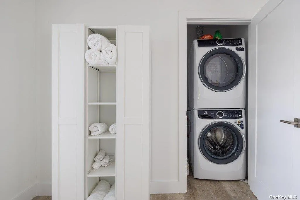 650 Pine Avenue, Southold, NY, 8 Bedrooms Bedrooms, 22 Rooms Rooms,7 BathroomsBathrooms,Residential Lease,For Rent,Pine,0,L3466368 650 Pine Avenue, Southold, NY, 8 Bedrooms Bedrooms, 22 Rooms Rooms,7 BathroomsBathrooms,Residential Lease,For Rent,Pine,0,L3466368